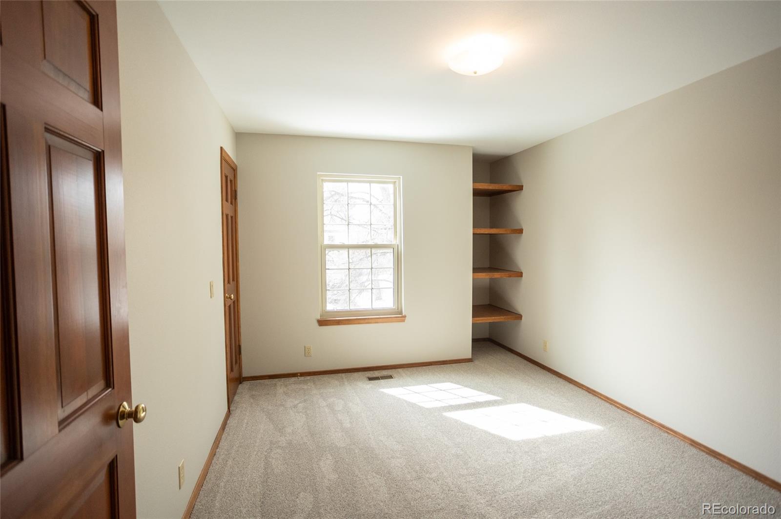 MLS Image #31 for 2010  tabor court,colorado springs, Colorado