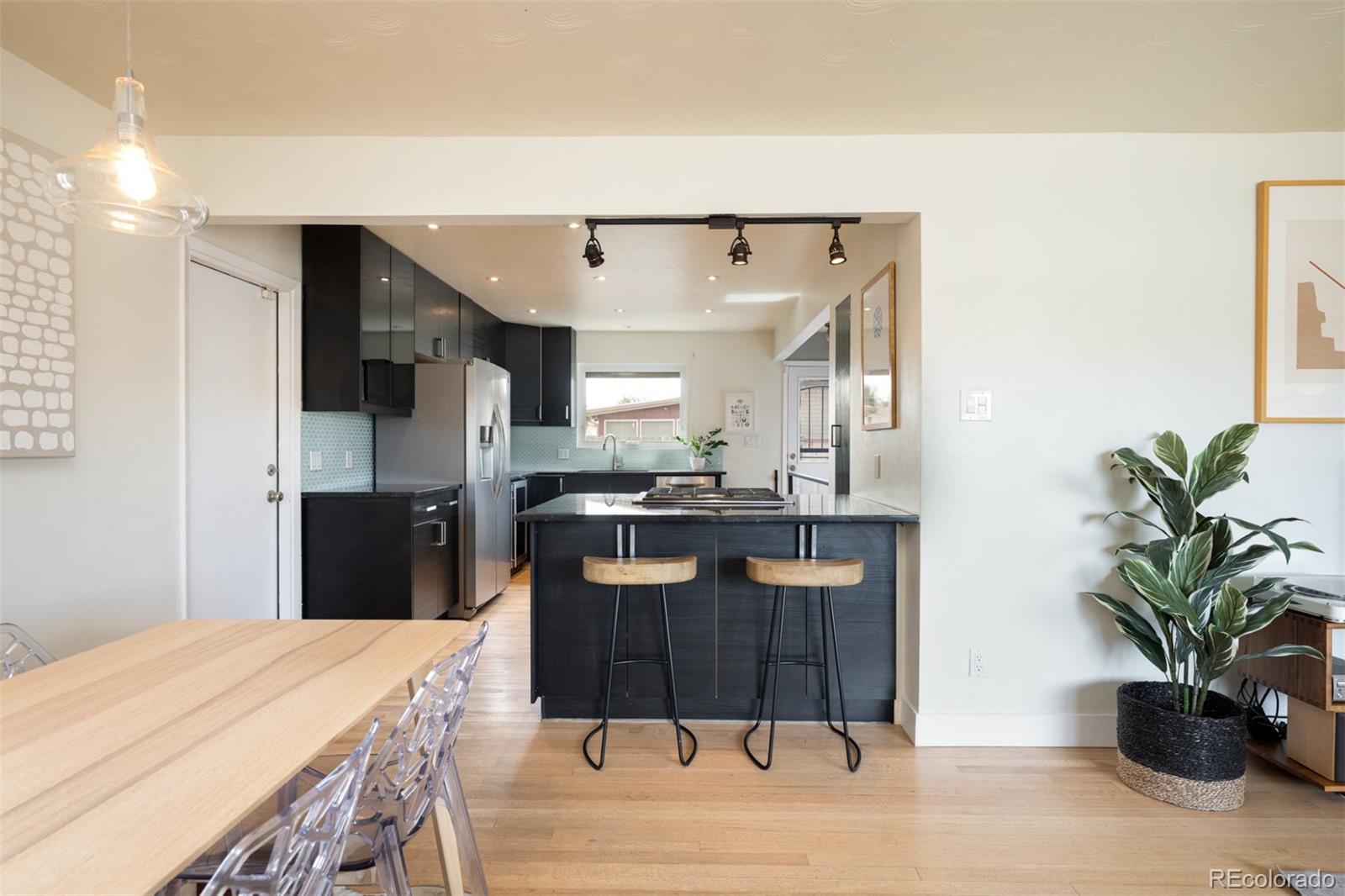 MLS Image #18 for 10600 e 23rd avenue,aurora, Colorado