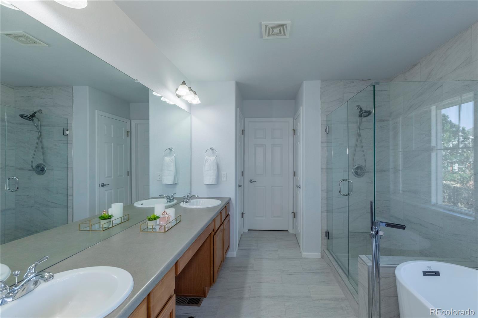 MLS Image #16 for 21061 e mansfield place,aurora, Colorado