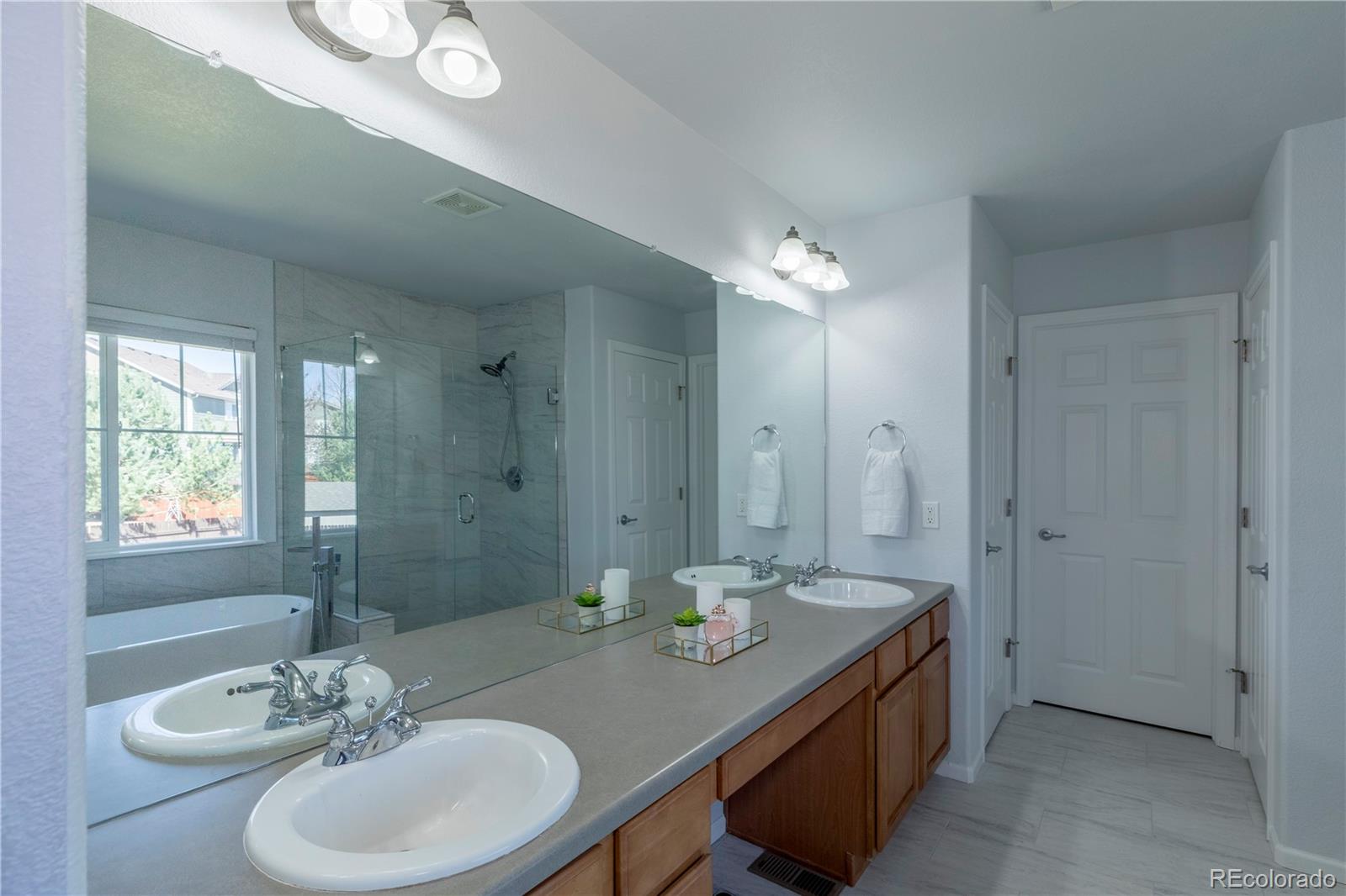 MLS Image #17 for 21061 e mansfield place,aurora, Colorado