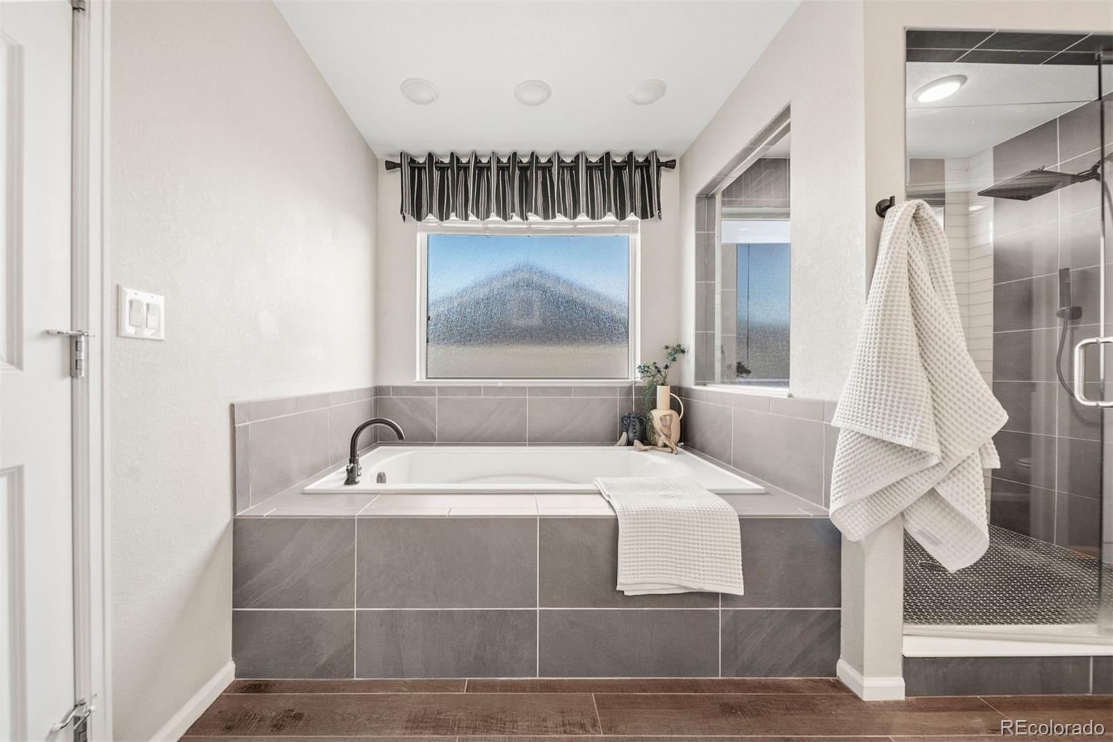 MLS Image #31 for 16021  fairway drive,commerce city, Colorado