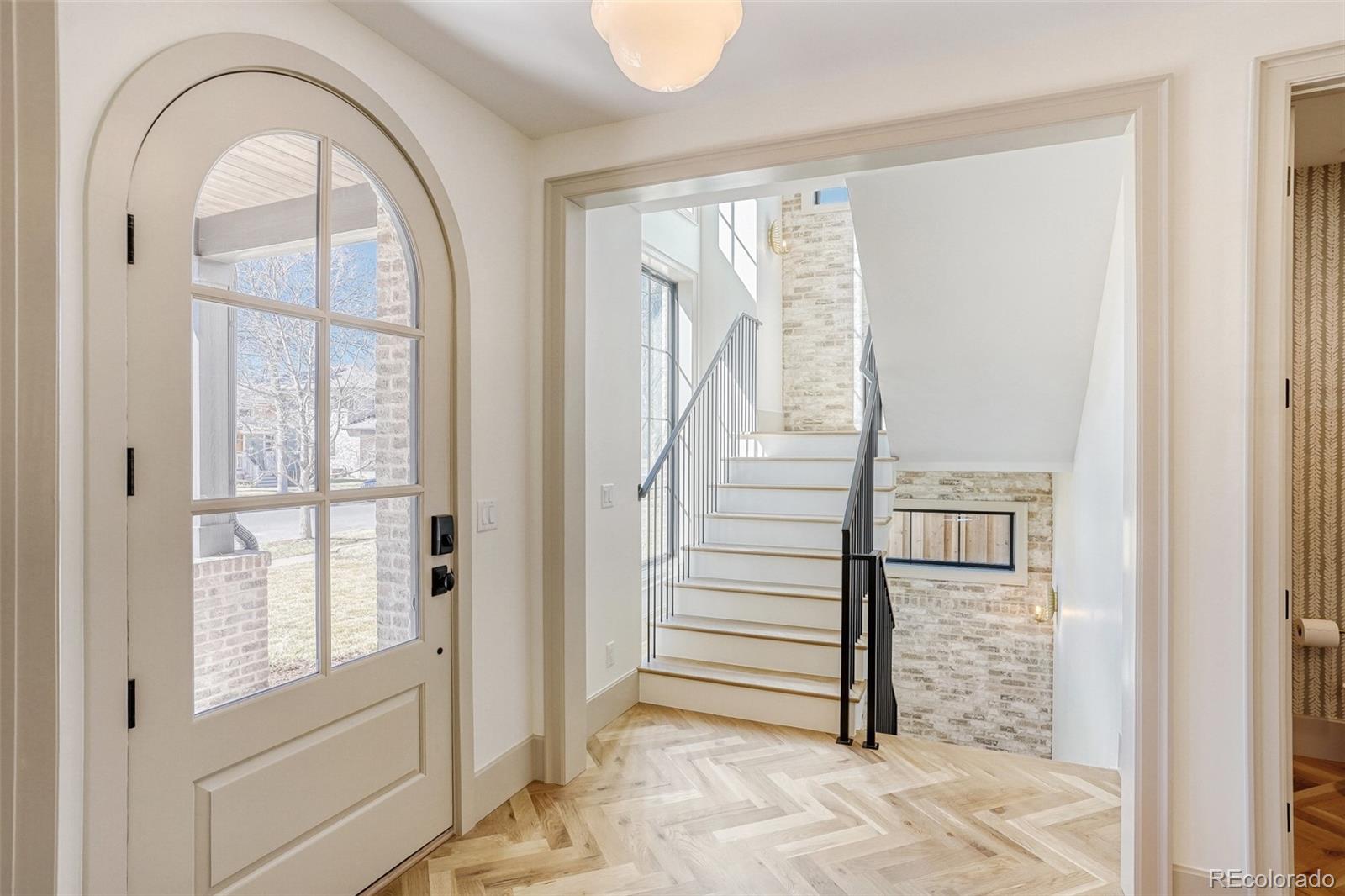 MLS Image #11 for 1842 s corona street,denver, Colorado
