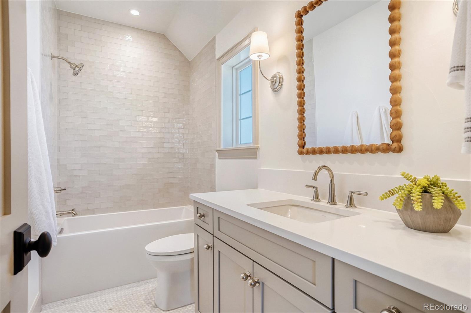 MLS Image #23 for 1842 s corona street,denver, Colorado