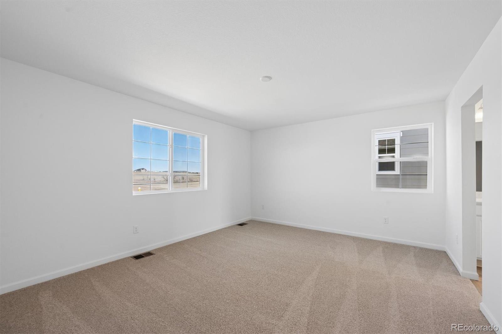 MLS Image #13 for 414 s rifle street,aurora, Colorado