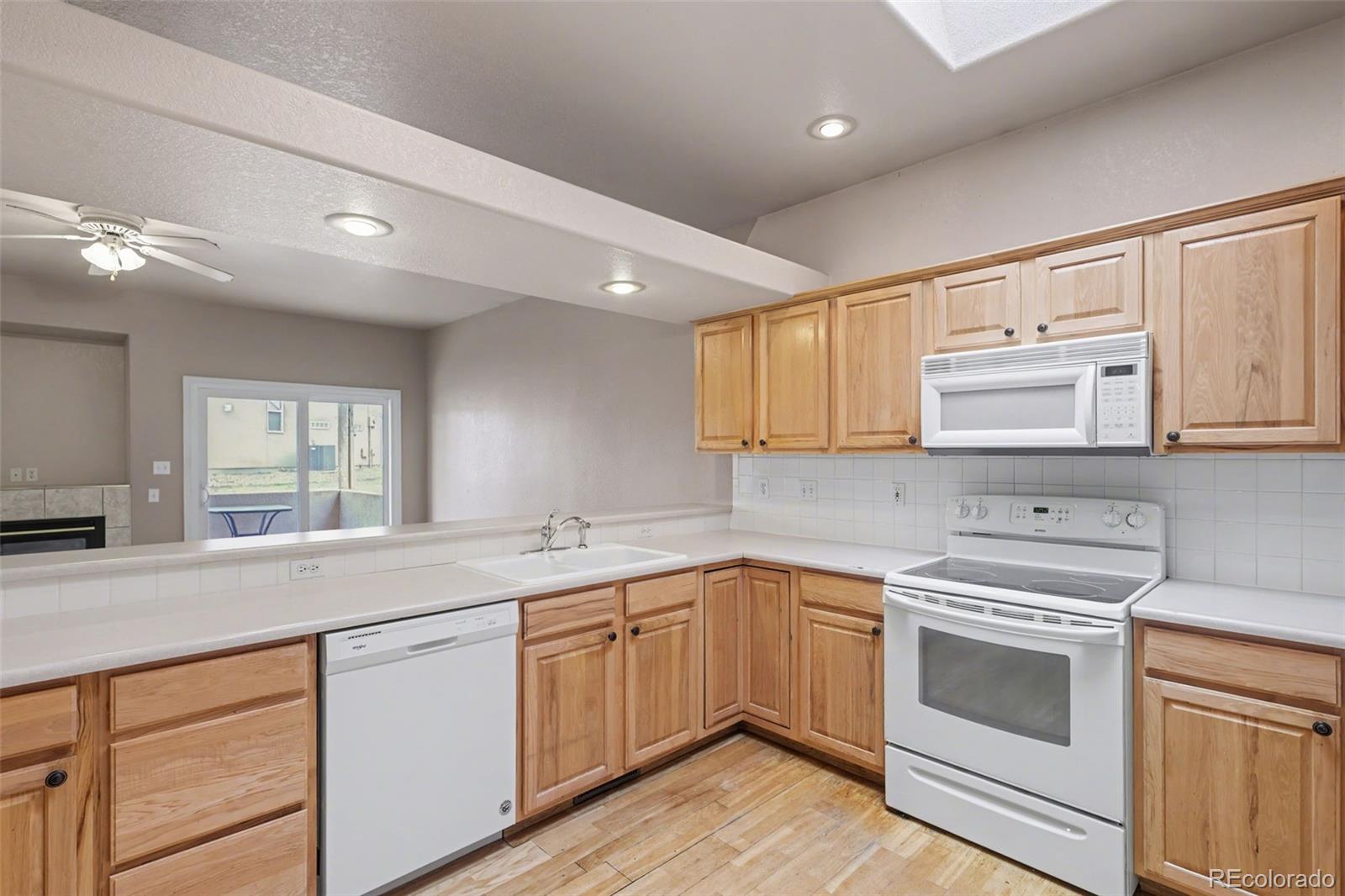 MLS Image #10 for 250 e poppy lane,pueblo, Colorado
