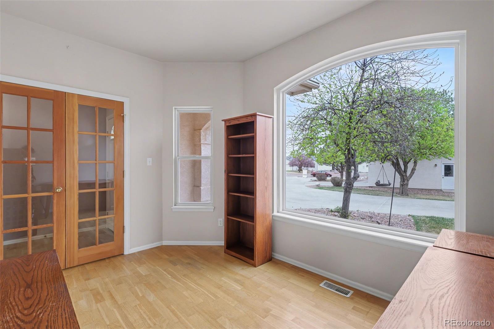 MLS Image #2 for 250 e poppy lane,pueblo, Colorado