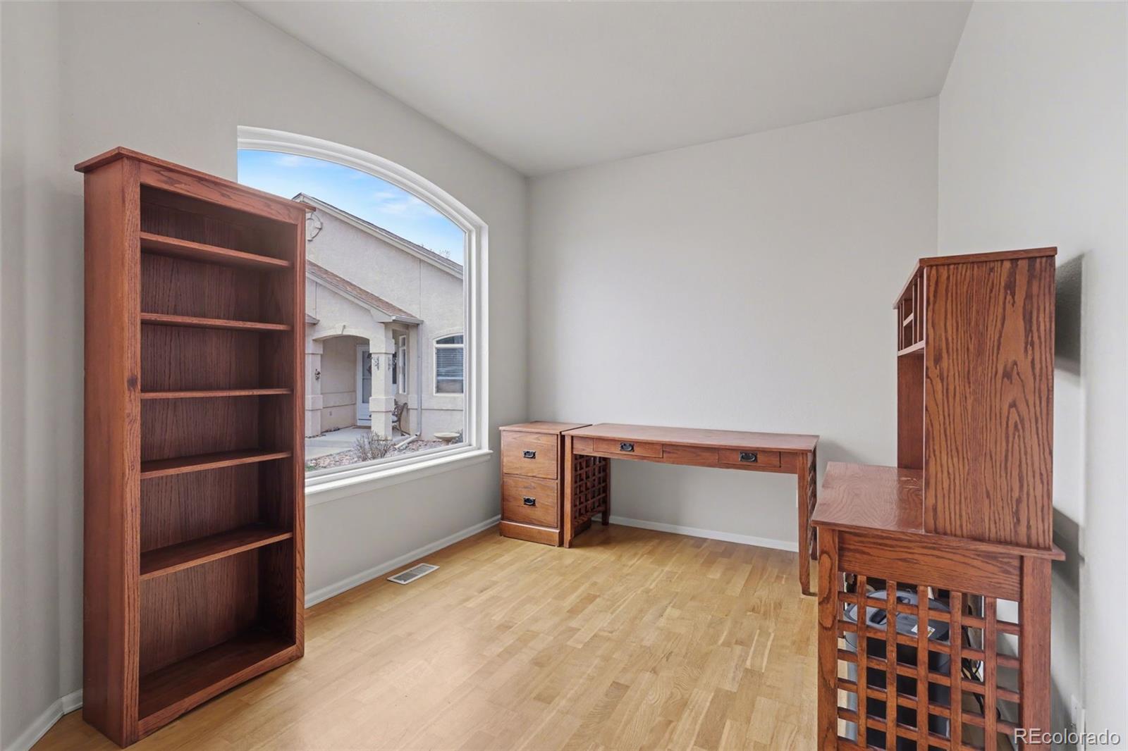 MLS Image #3 for 250 e poppy lane,pueblo, Colorado