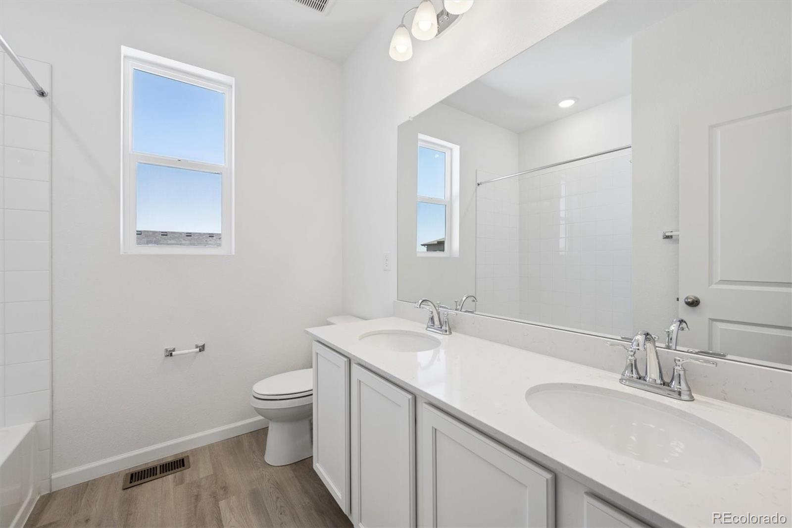 MLS Image #13 for 6607 n nepal court,aurora, Colorado
