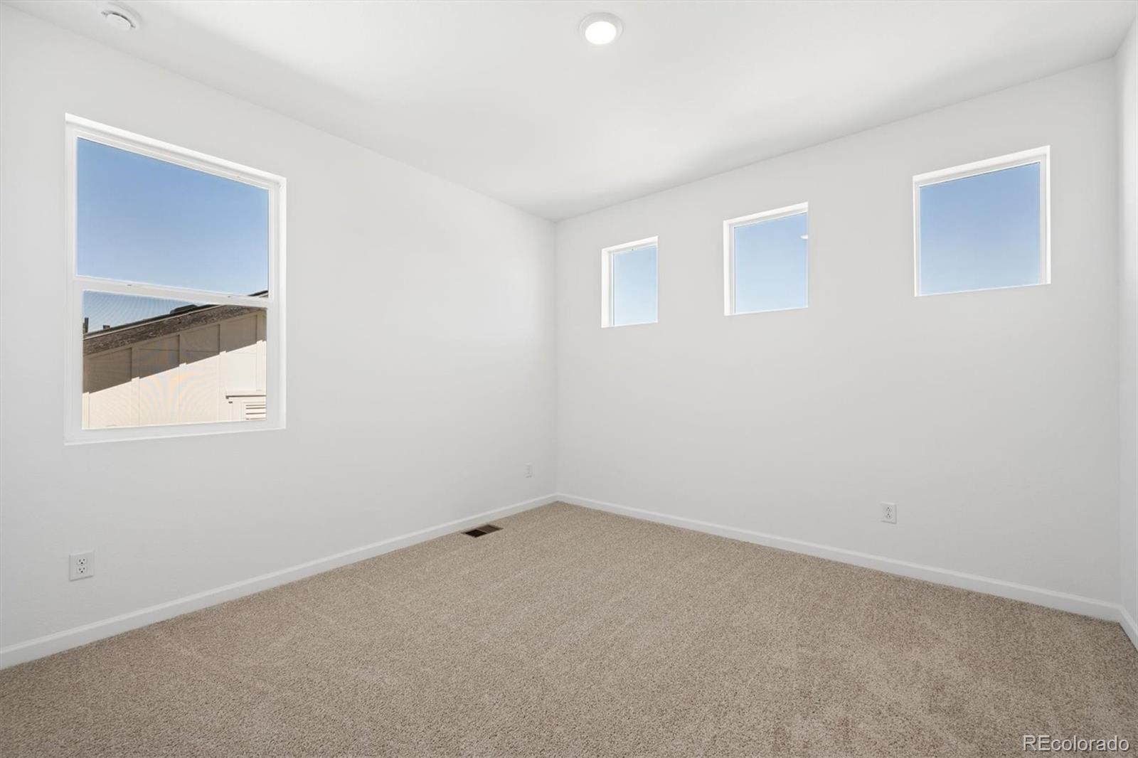 MLS Image #14 for 6607 n nepal court,aurora, Colorado