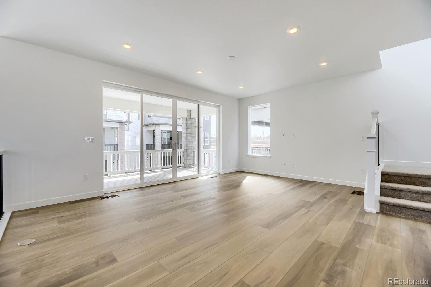 MLS Image #3 for 16775 e kettle avenue,centennial, Colorado