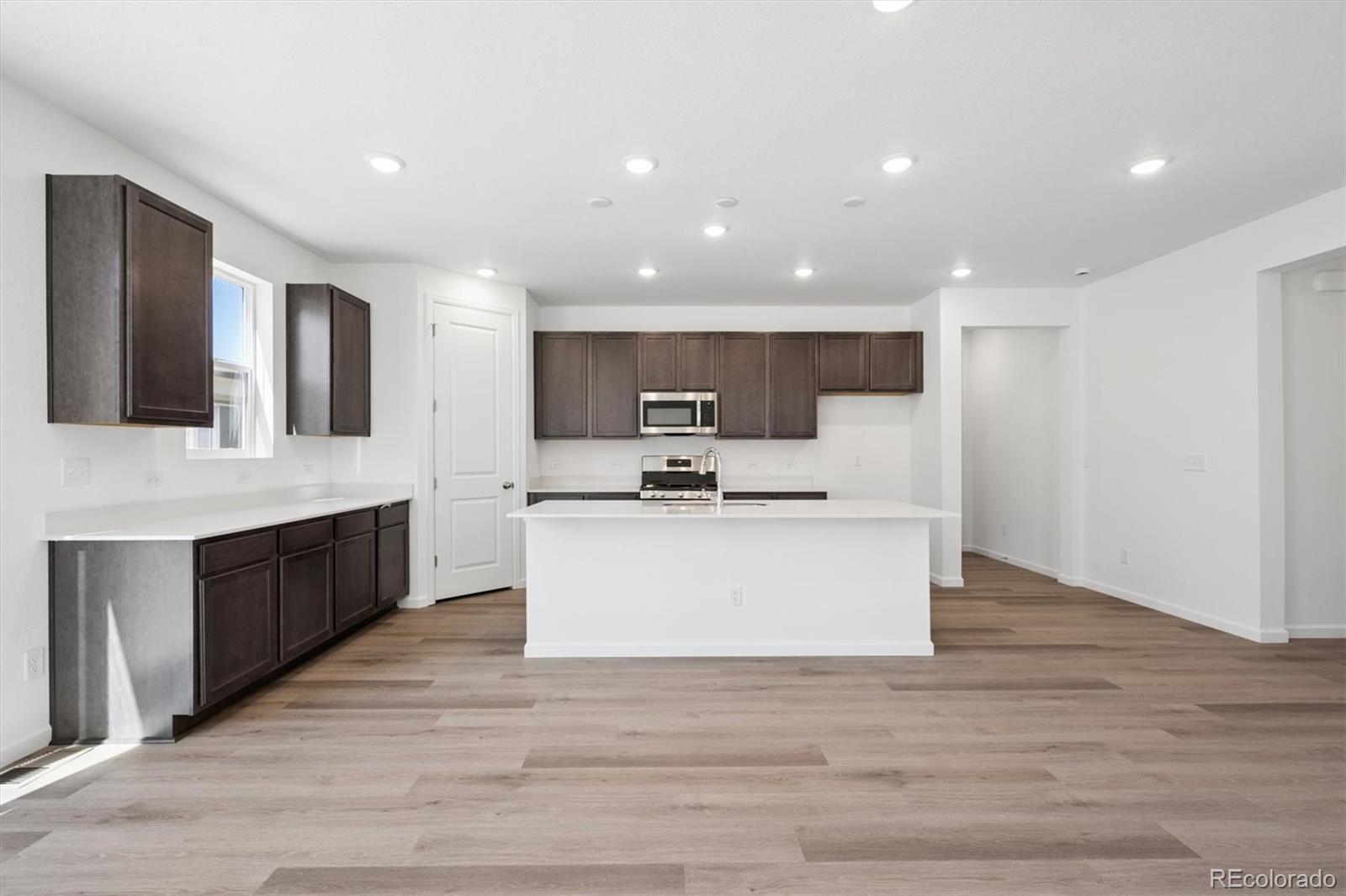 MLS Image #10 for 6617 n nepal court,aurora, Colorado