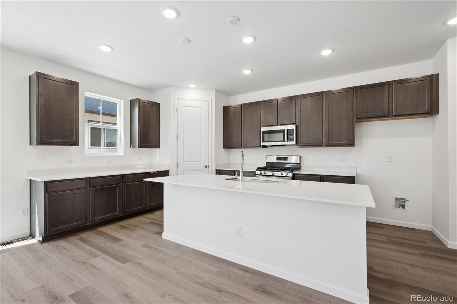 MLS Image #12 for 6617 n nepal court,aurora, Colorado