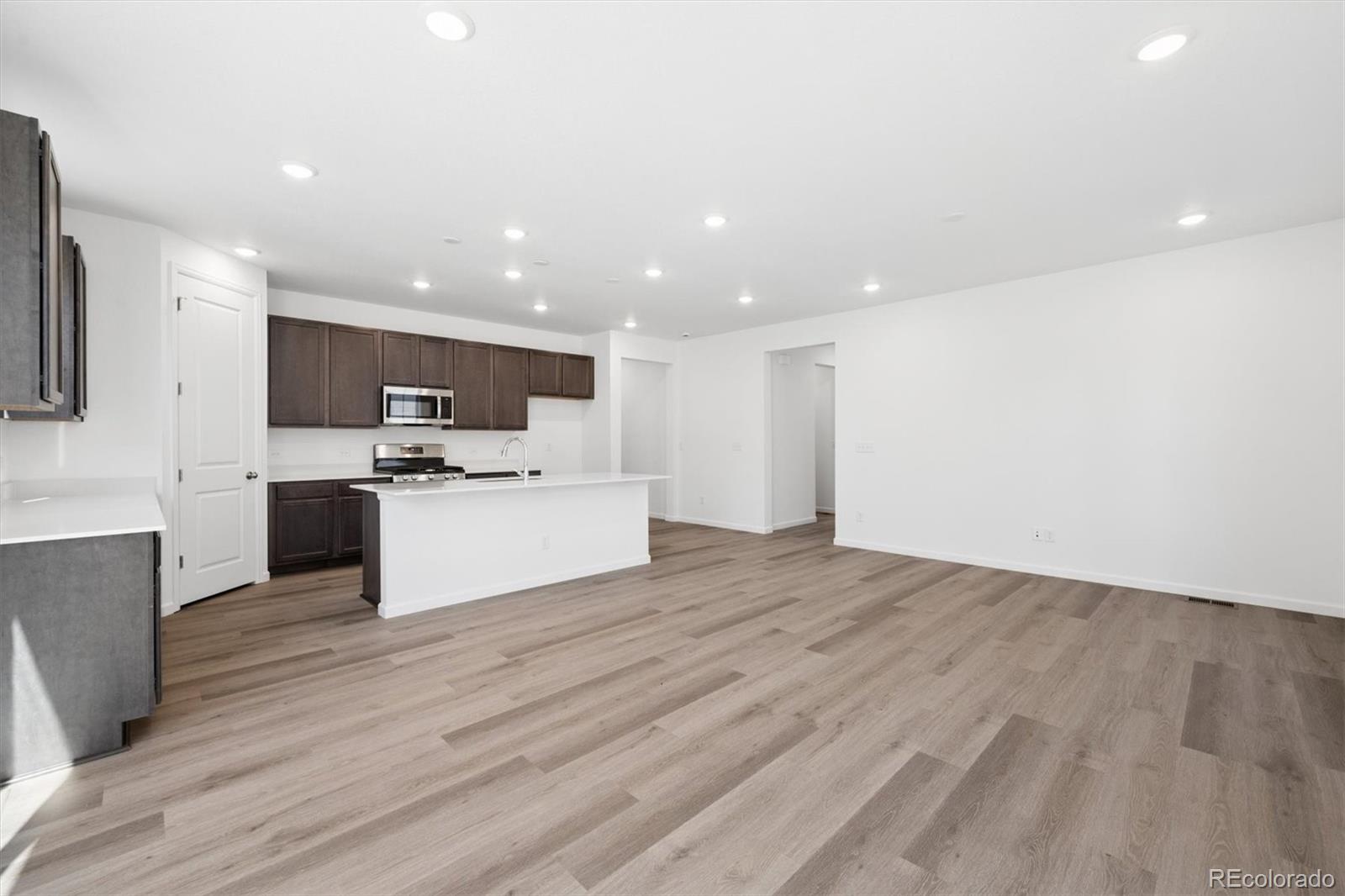 MLS Image #8 for 6617 n nepal court,aurora, Colorado