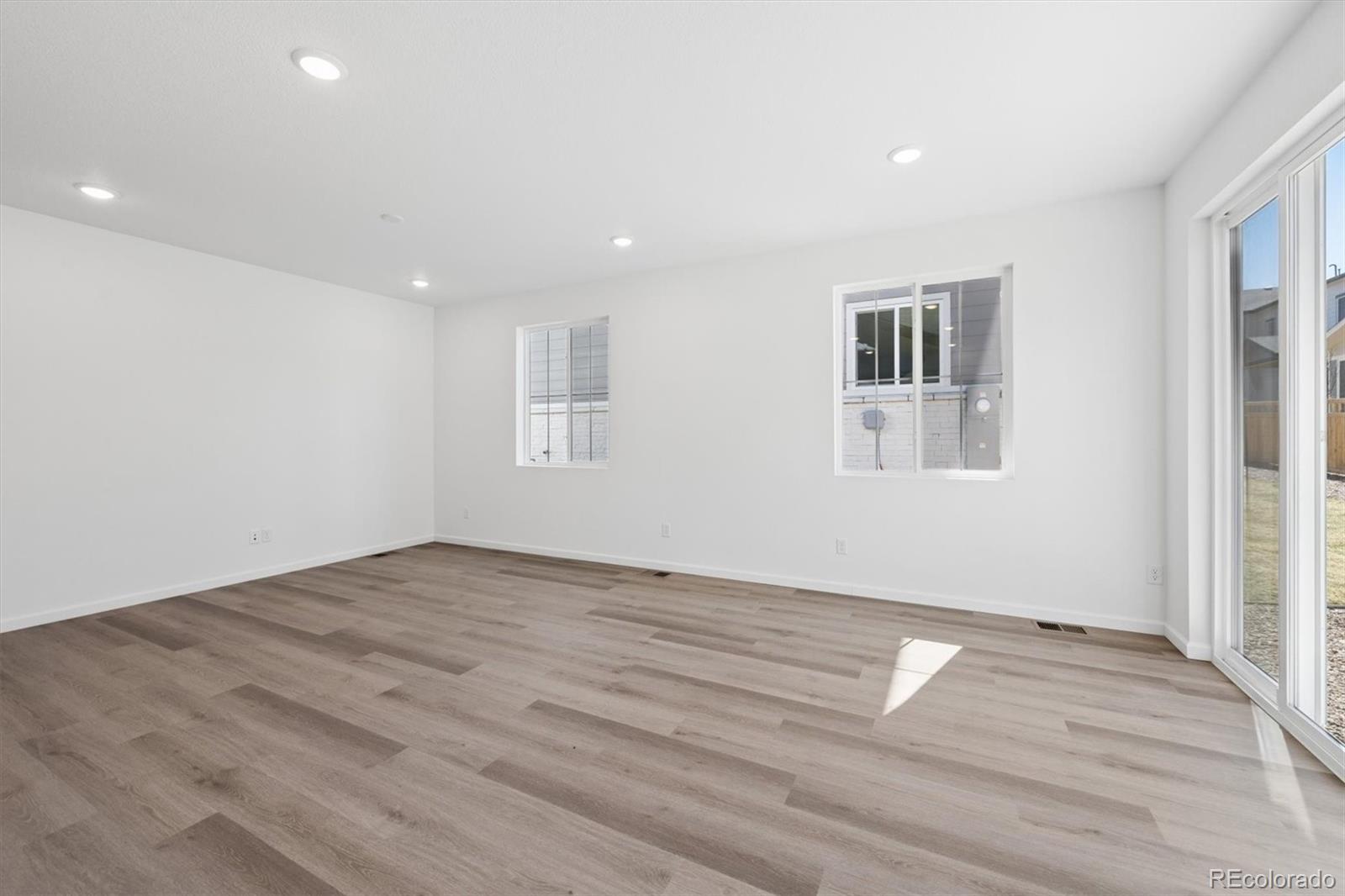 MLS Image #9 for 6617 n nepal court,aurora, Colorado