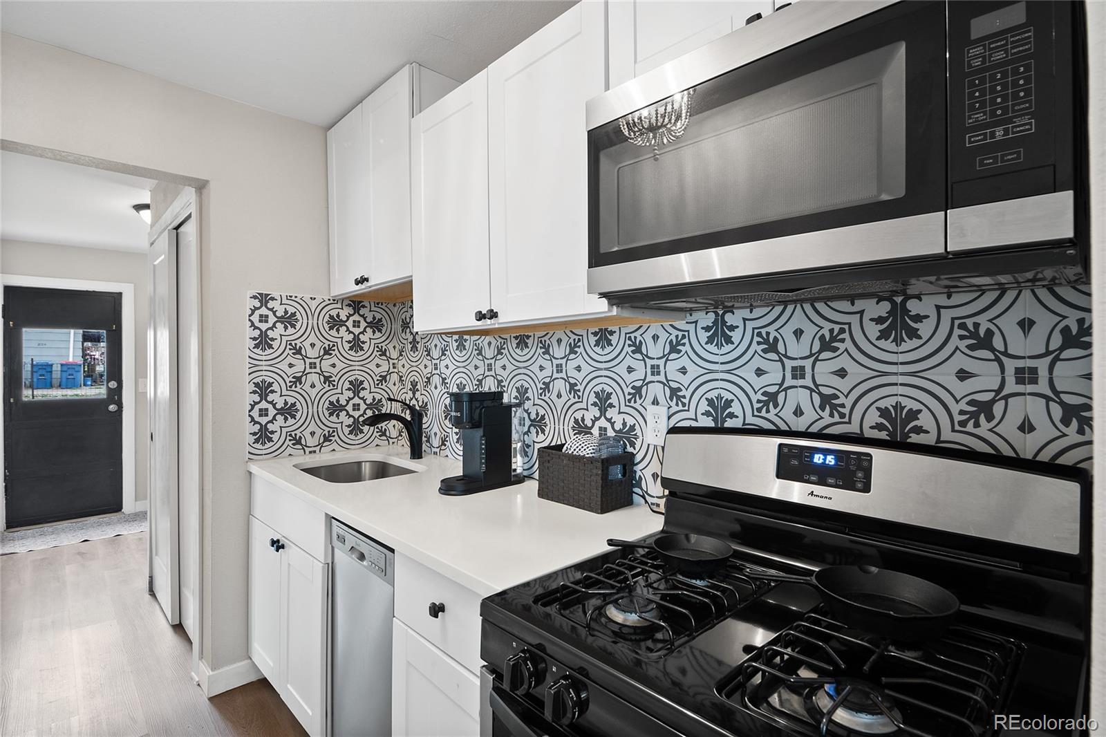 MLS Image #21 for 2045  eaton street,edgewater, Colorado
