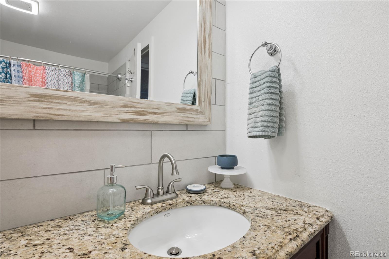 MLS Image #16 for 1370  estes street 102,lakewood, Colorado