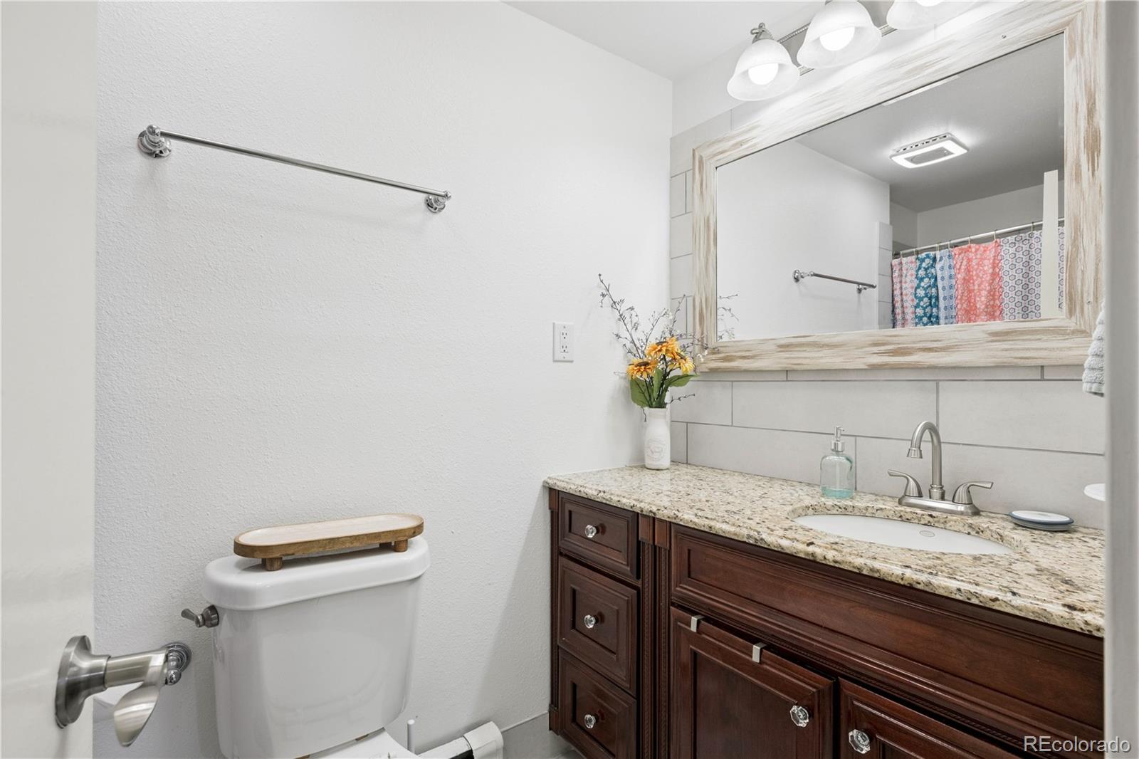 MLS Image #17 for 1370  estes street 102,lakewood, Colorado