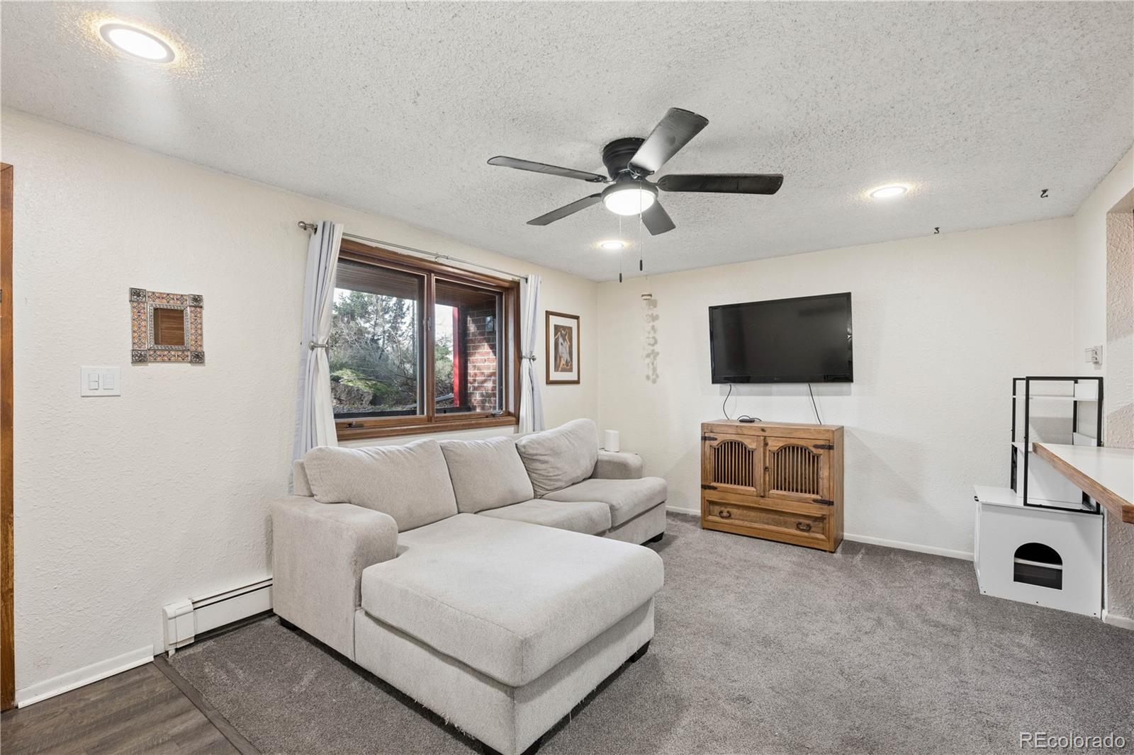 MLS Image #5 for 1370  estes street 102,lakewood, Colorado