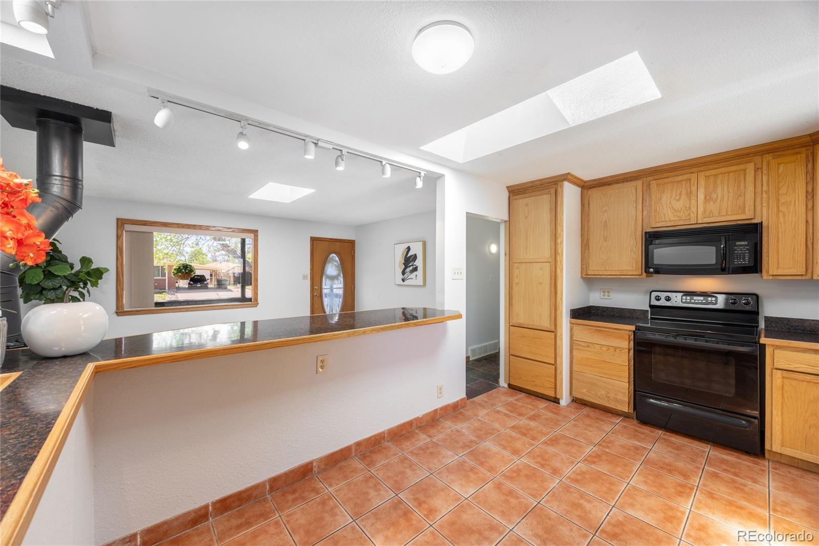 MLS Image #9 for 1961  phillips drive,northglenn, Colorado