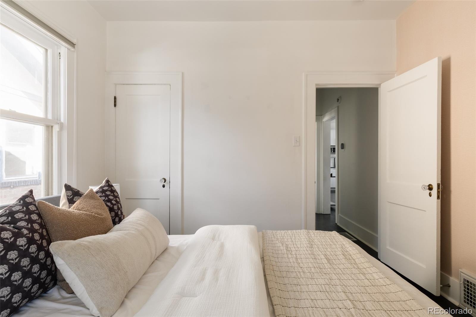 MLS Image #15 for 2218  cherry street,denver, Colorado