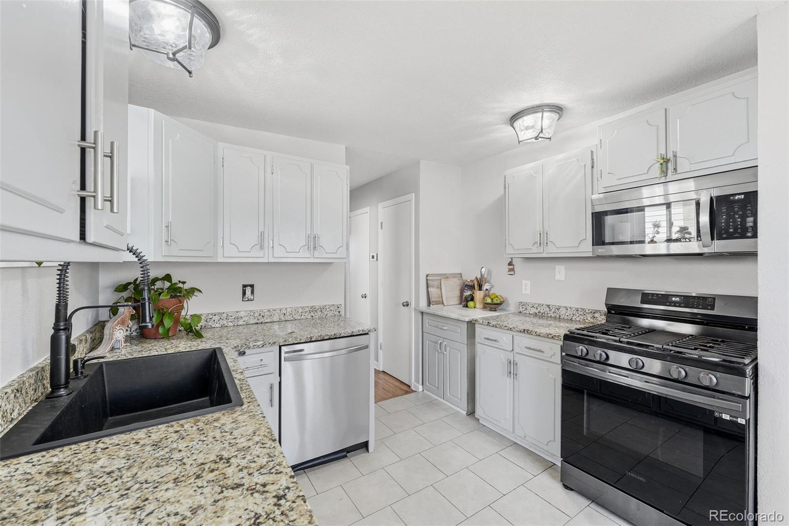 MLS Image #14 for 10050 w kline drive,denver, Colorado