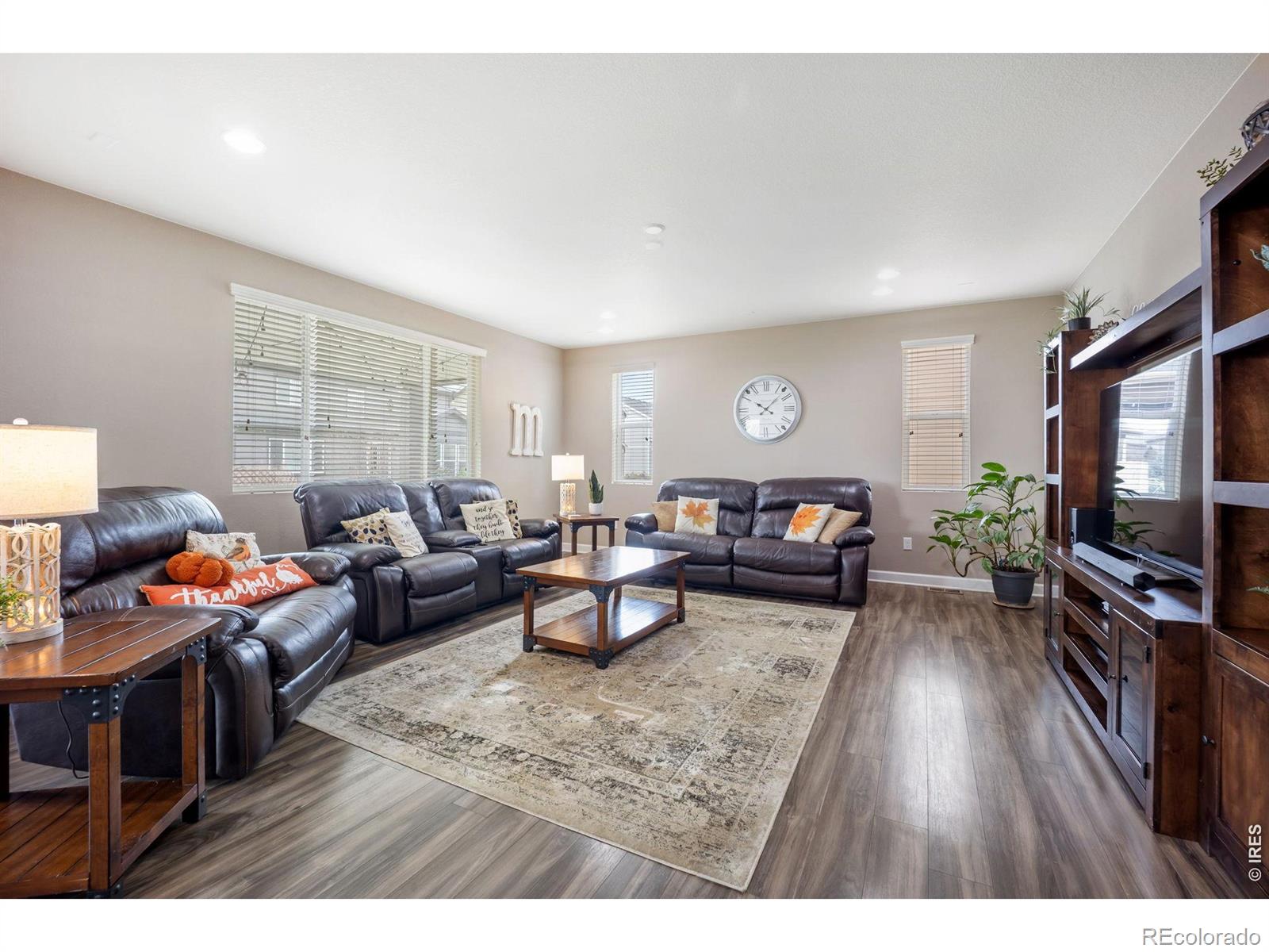 MLS Image #5 for 1621  sorenson drive,windsor, Colorado