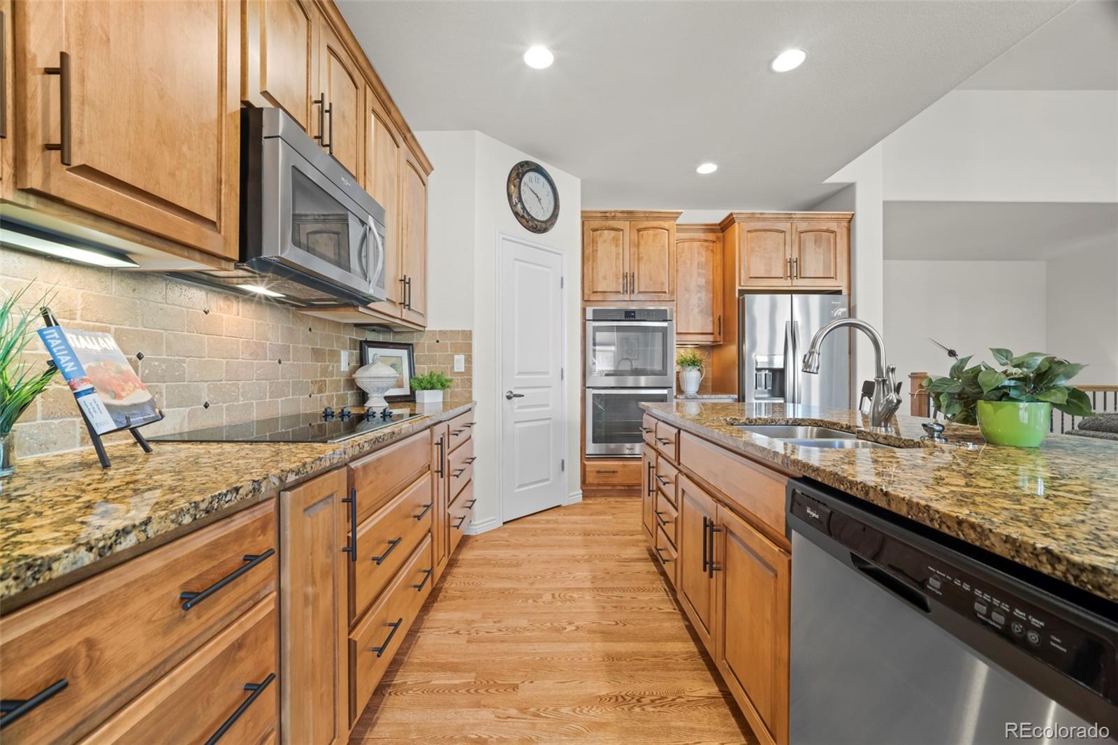 MLS Image #9 for 8725  deframe court,arvada, Colorado