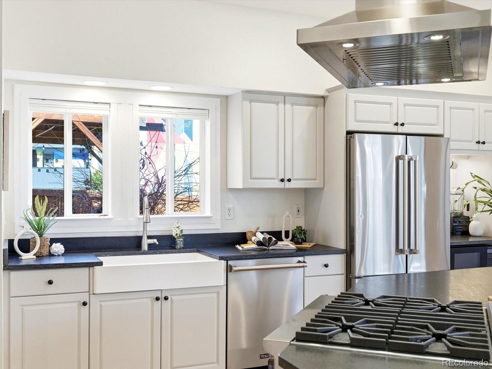 MLS Image #5 for 1346  steele street,denver, Colorado