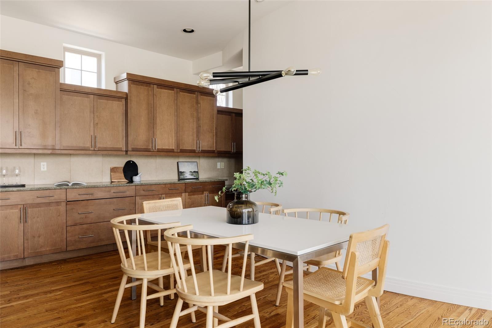 MLS Image #6 for 9091 e 33rd avenue,denver, Colorado