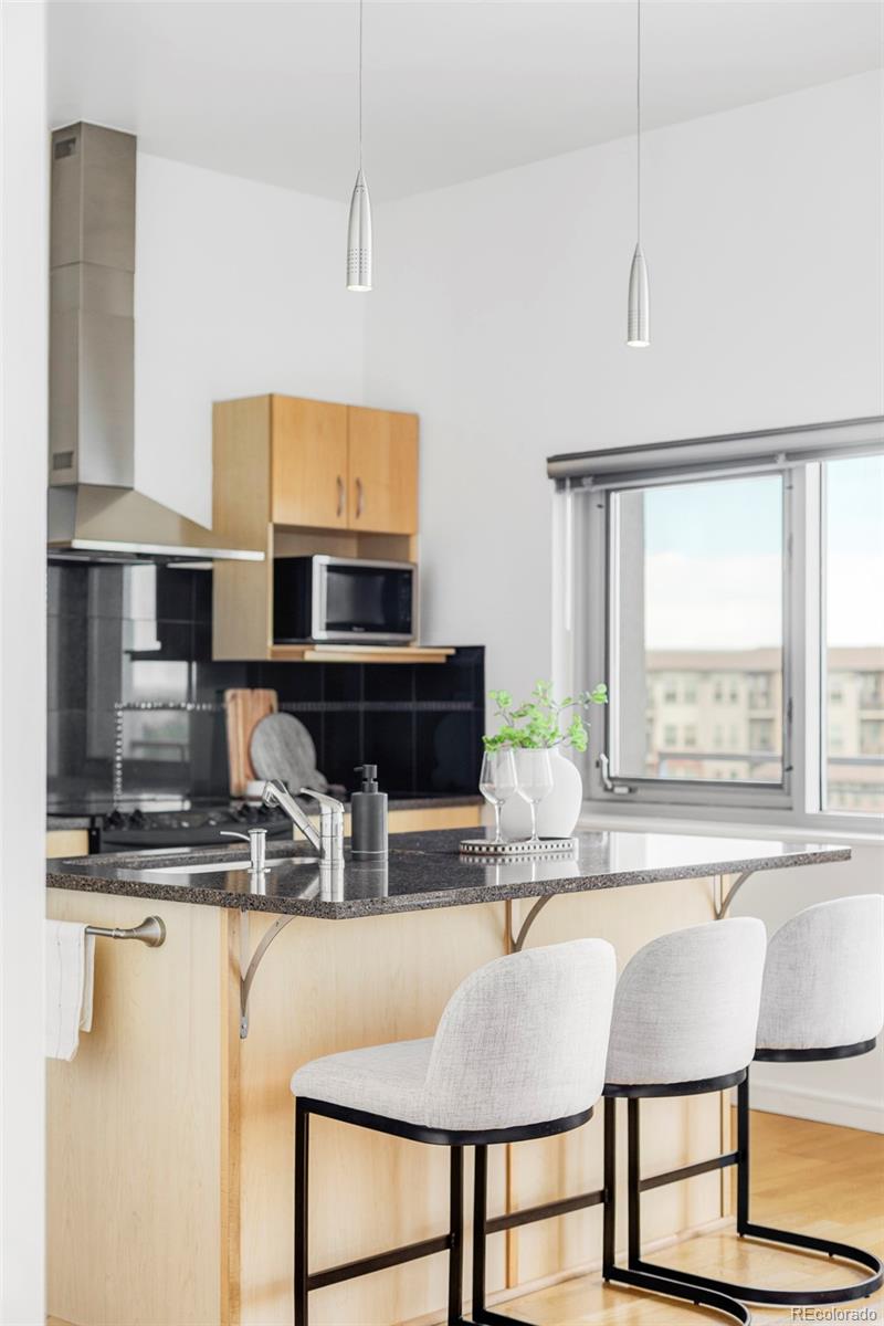 MLS Image #4 for 2958  syracuse street 406,denver, Colorado