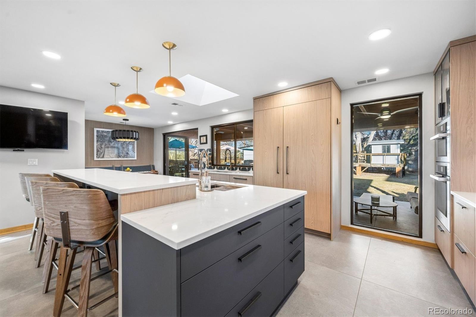MLS Image #10 for 6650 e colorado drive,denver, Colorado