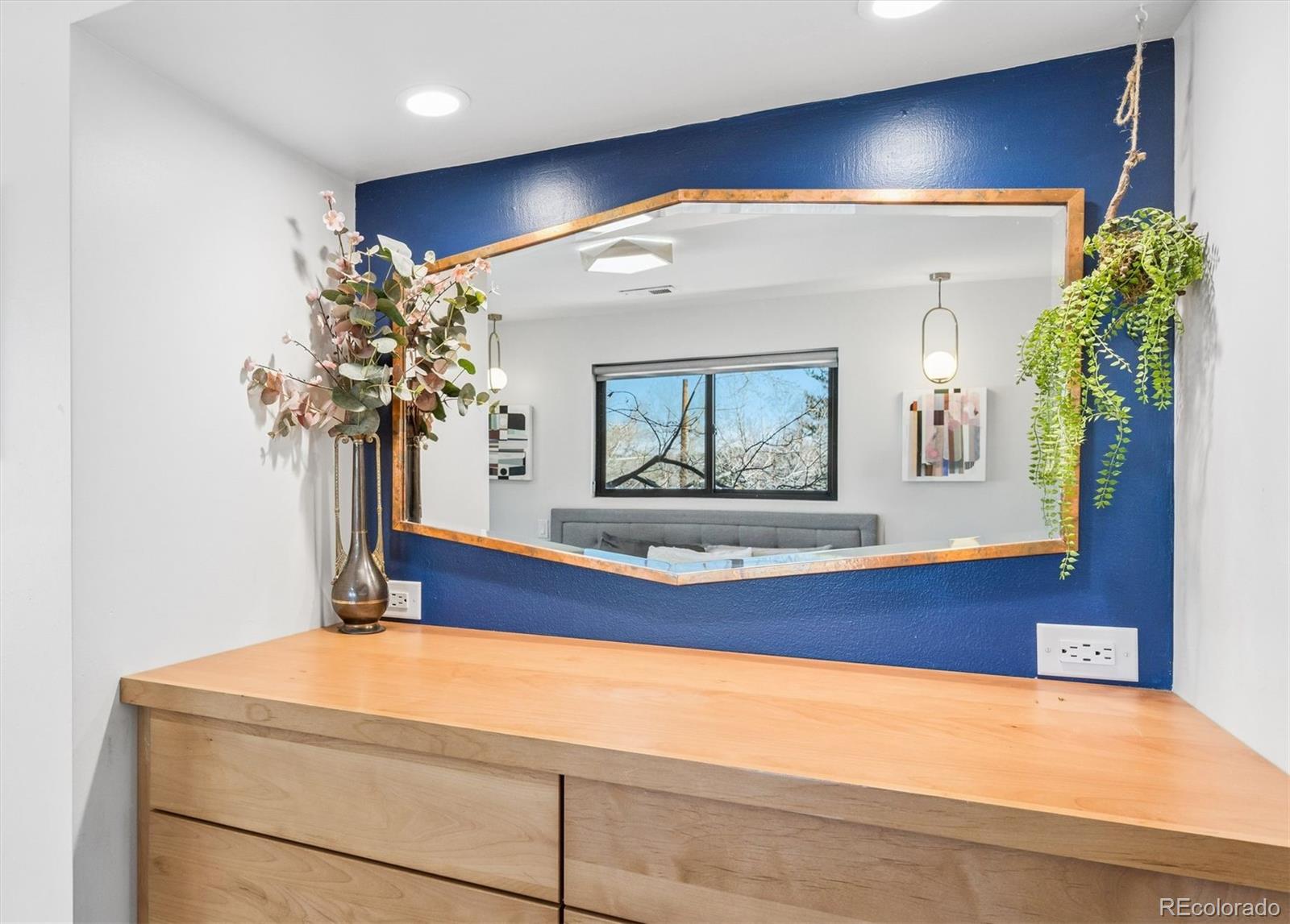 MLS Image #23 for 6650 e colorado drive,denver, Colorado