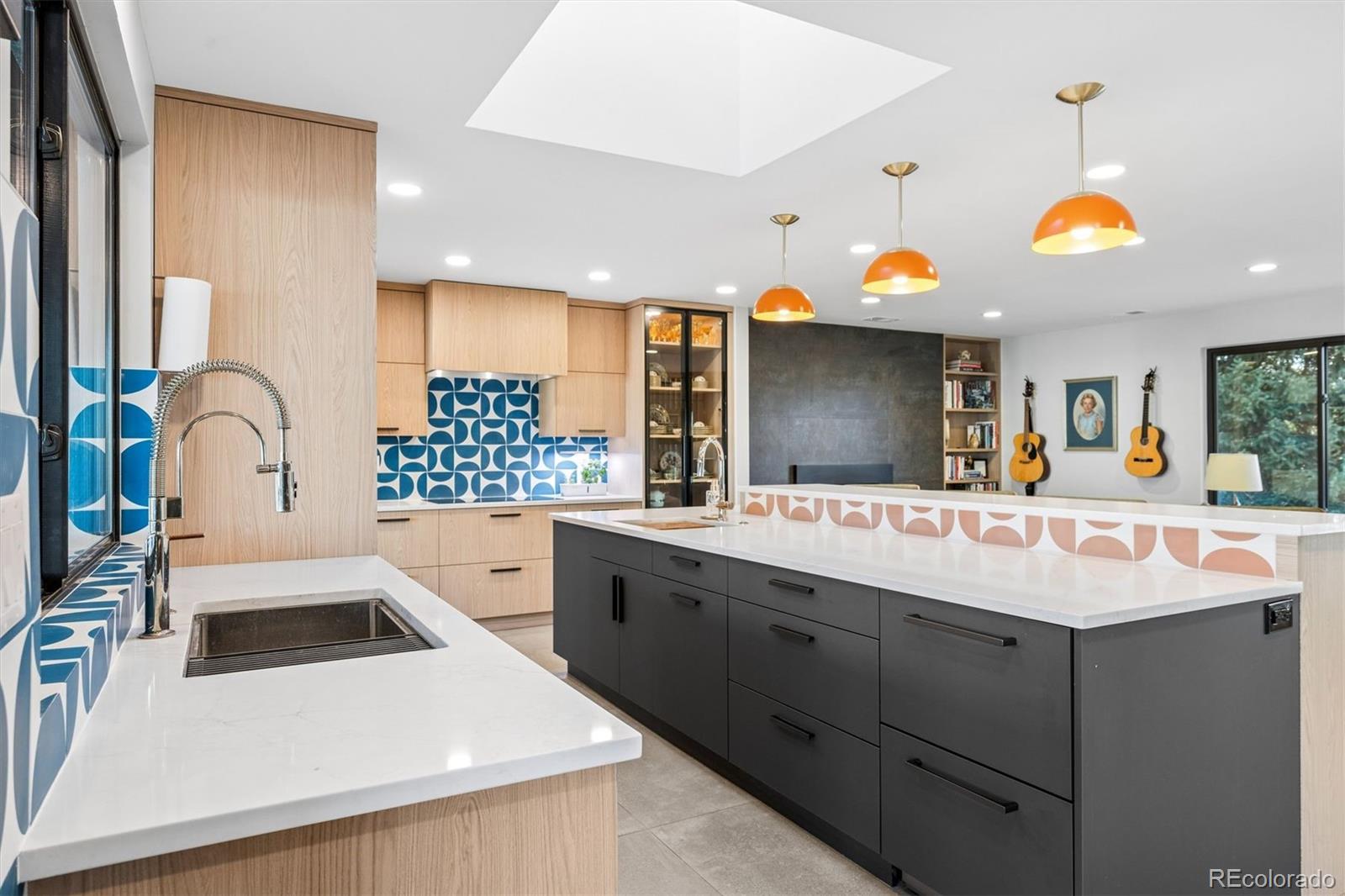 MLS Image #7 for 6650 e colorado drive,denver, Colorado