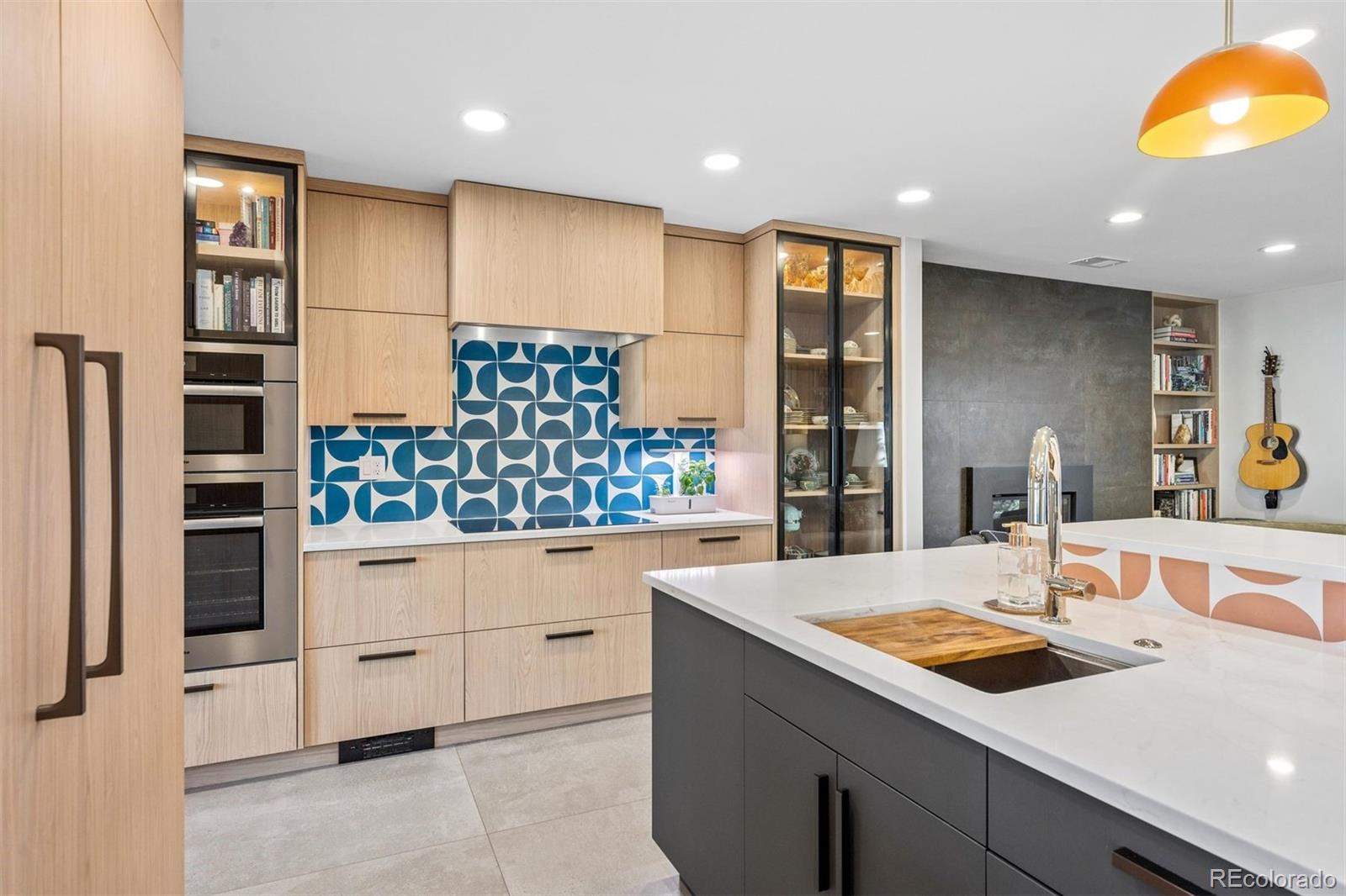 MLS Image #8 for 6650 e colorado drive,denver, Colorado