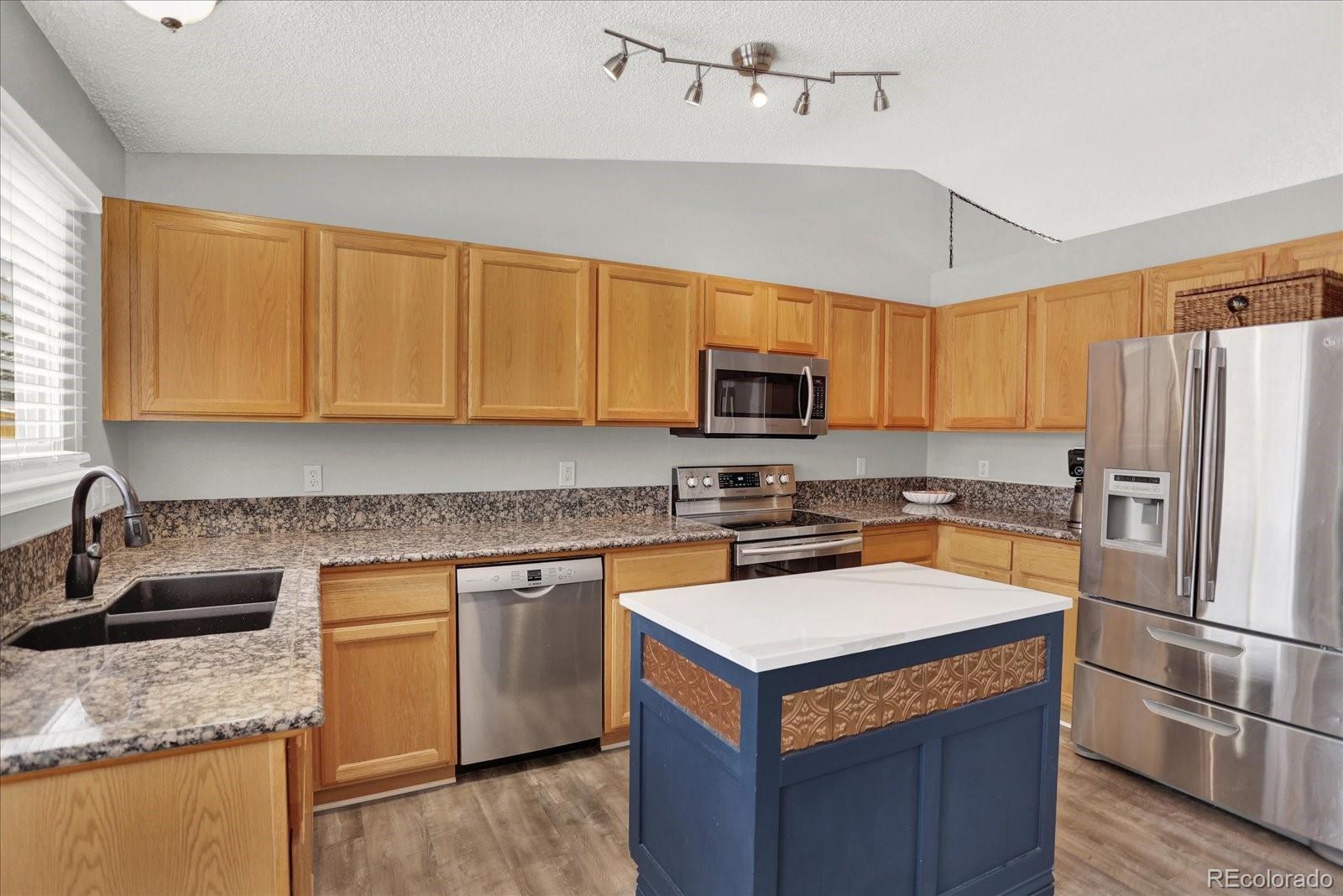 MLS Image #8 for 9689  townsville circle,highlands ranch, Colorado