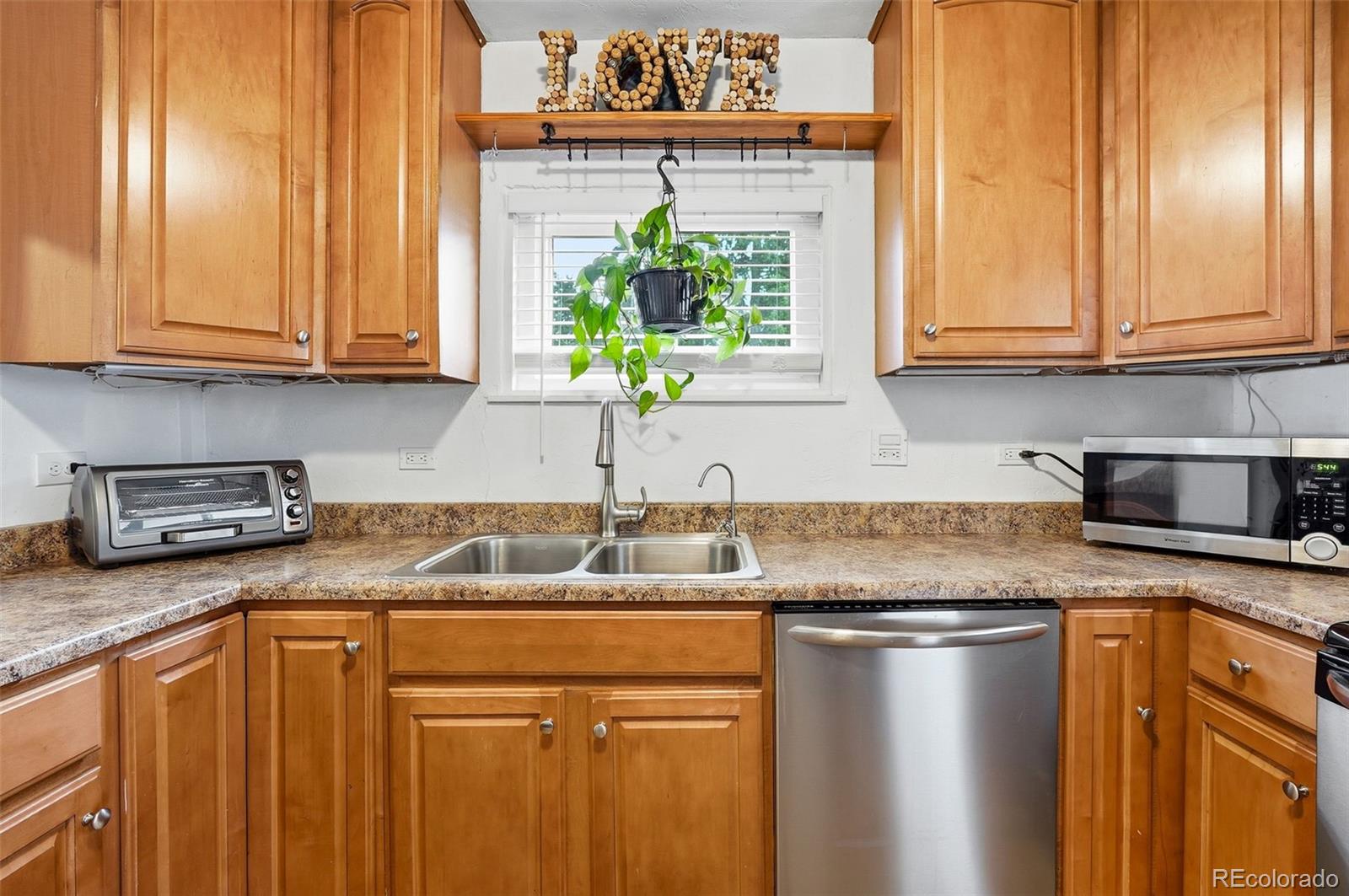 MLS Image #11 for 4495 s clarkson street,englewood, Colorado