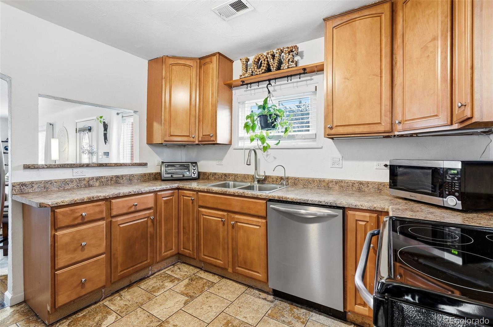 MLS Image #13 for 4495 s clarkson street,englewood, Colorado