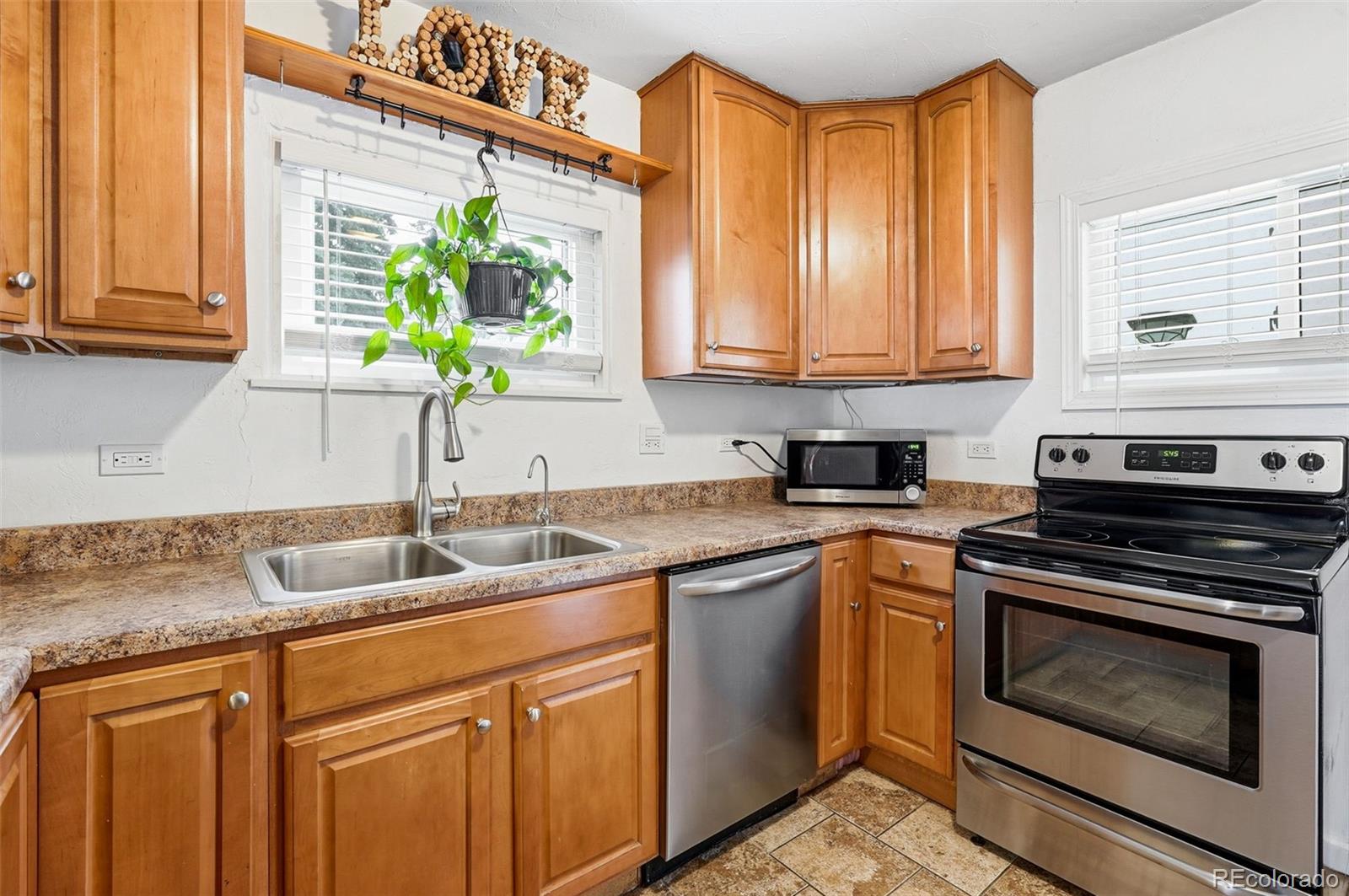 MLS Image #14 for 4495 s clarkson street,englewood, Colorado