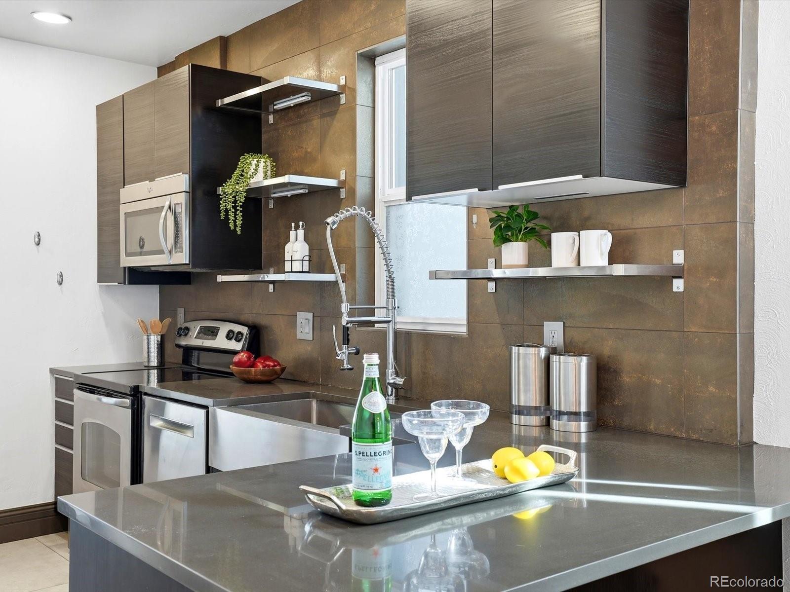 MLS Image #13 for 550 s washington street,denver, Colorado
