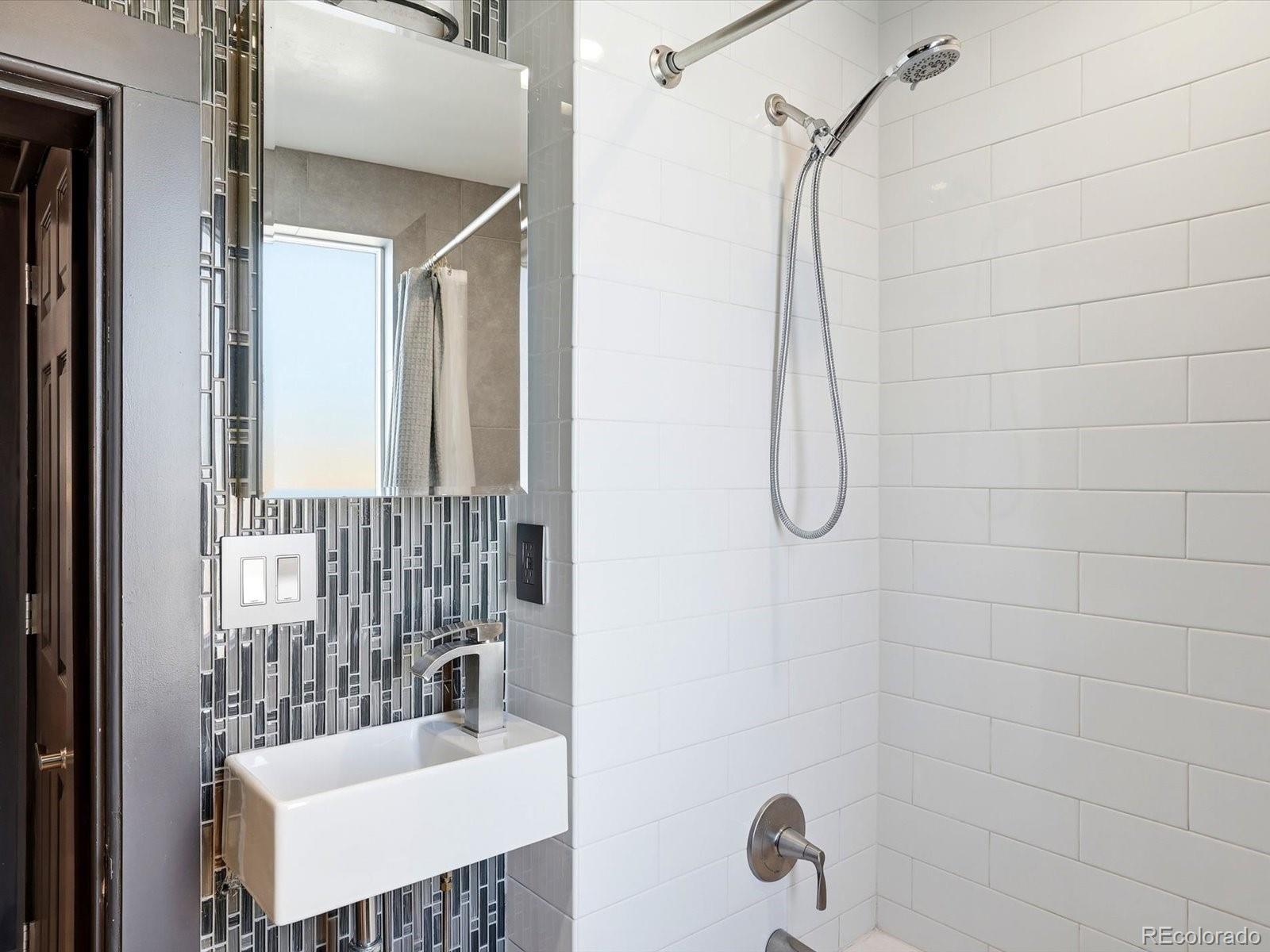 MLS Image #21 for 550 s washington street,denver, Colorado