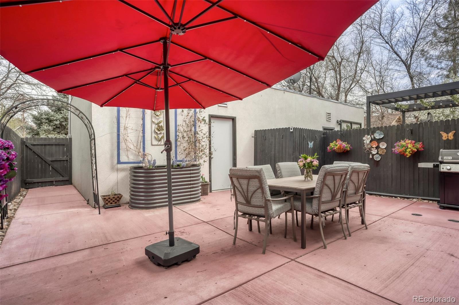 MLS Image #26 for 1562 s lincoln street,denver, Colorado