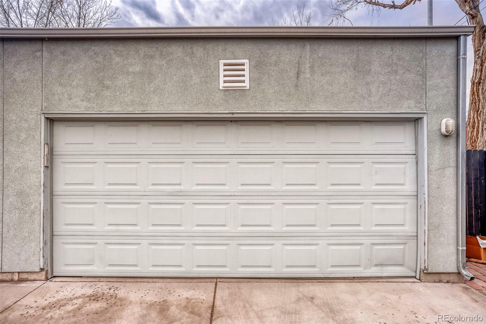 MLS Image #27 for 1562 s lincoln street,denver, Colorado