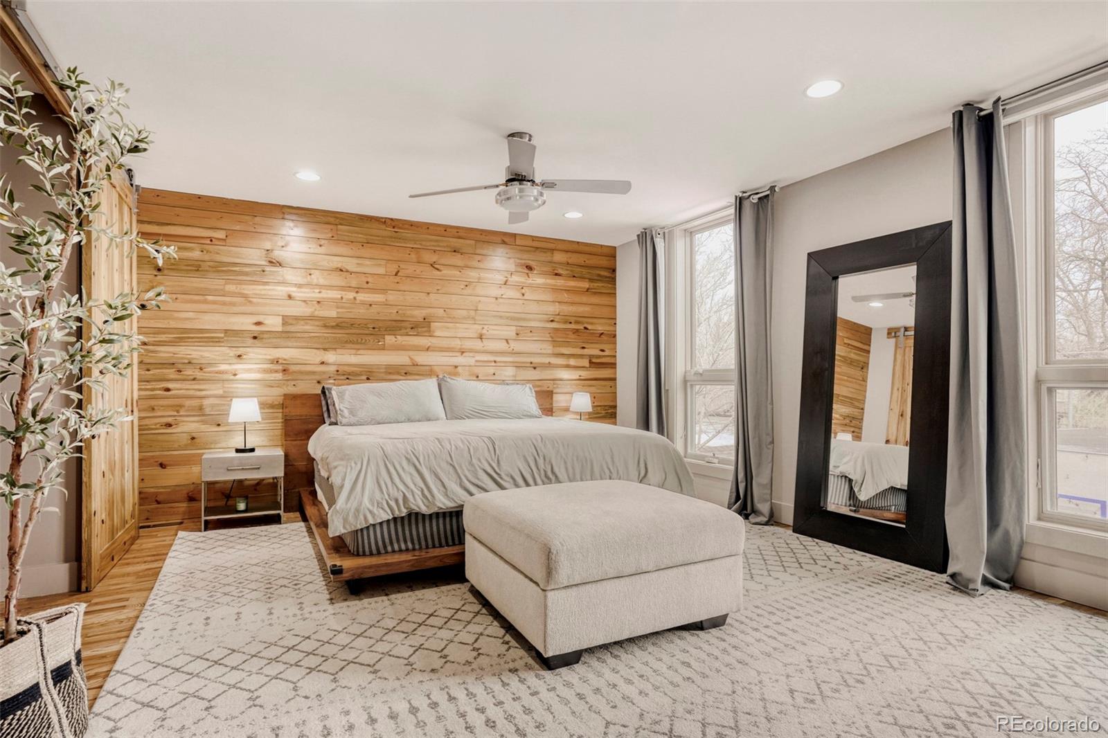 MLS Image #9 for 1562 s lincoln street,denver, Colorado