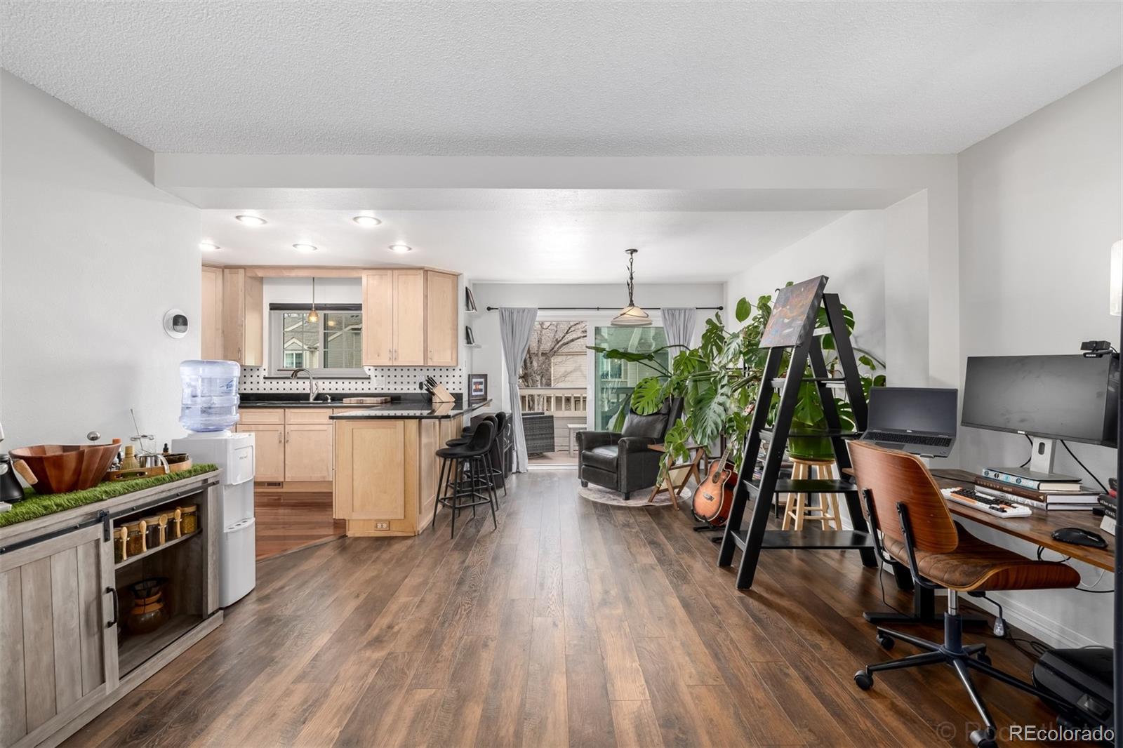 MLS Image #9 for 11143 w 17th avenue 102,lakewood, Colorado