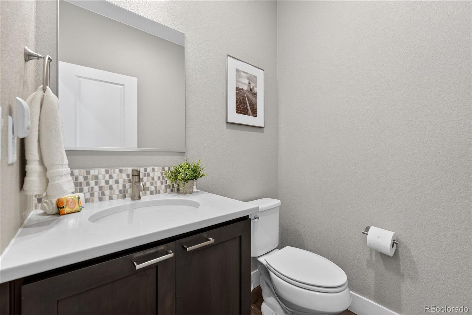 MLS Image #14 for 15507 w vassar avenue,lakewood, Colorado