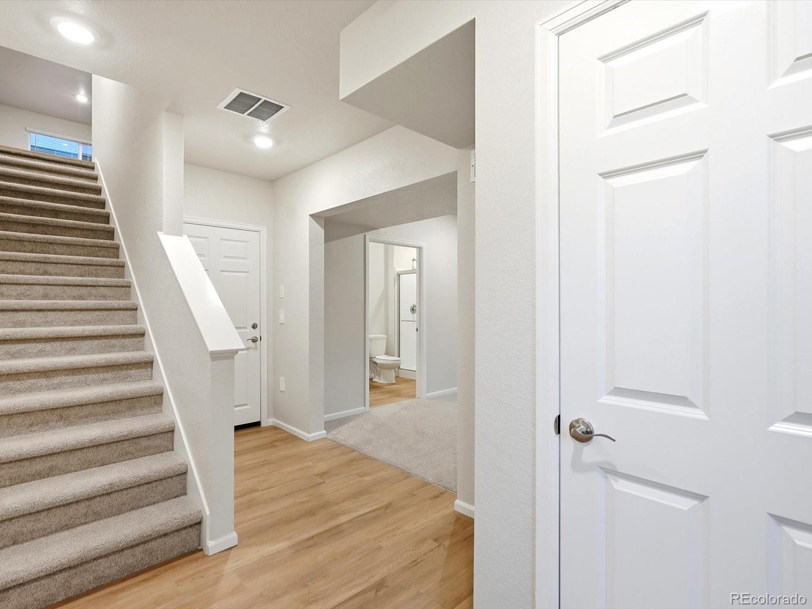 MLS Image #3 for 4653  cloudburst lane,morrison, Colorado