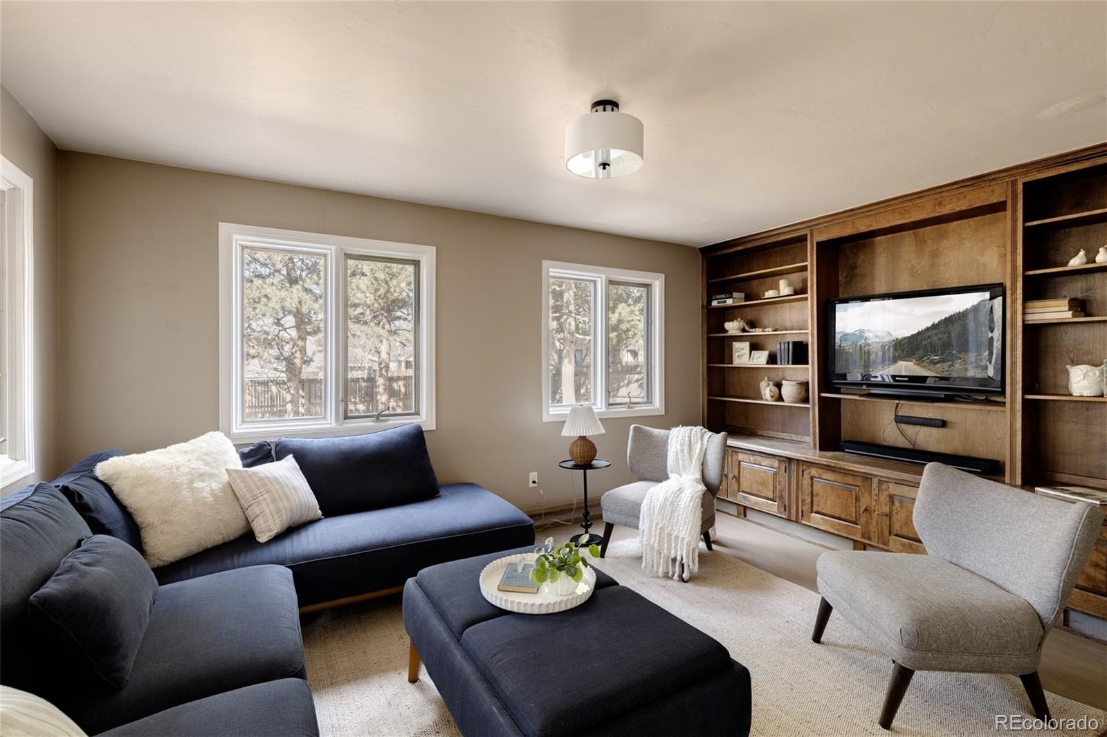 MLS Image #10 for 2525 s jackson street,denver, Colorado