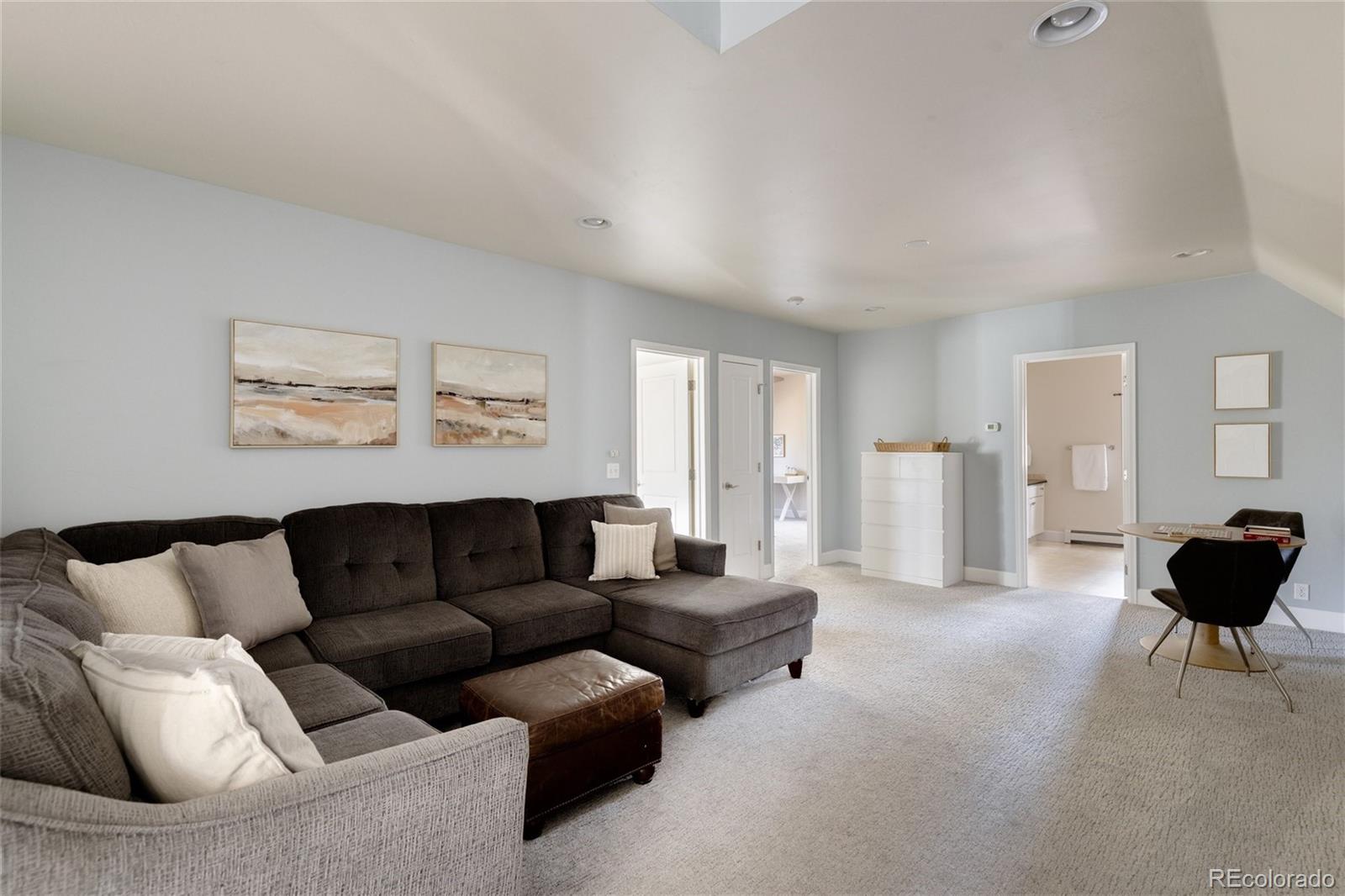 MLS Image #26 for 2525 s jackson street,denver, Colorado