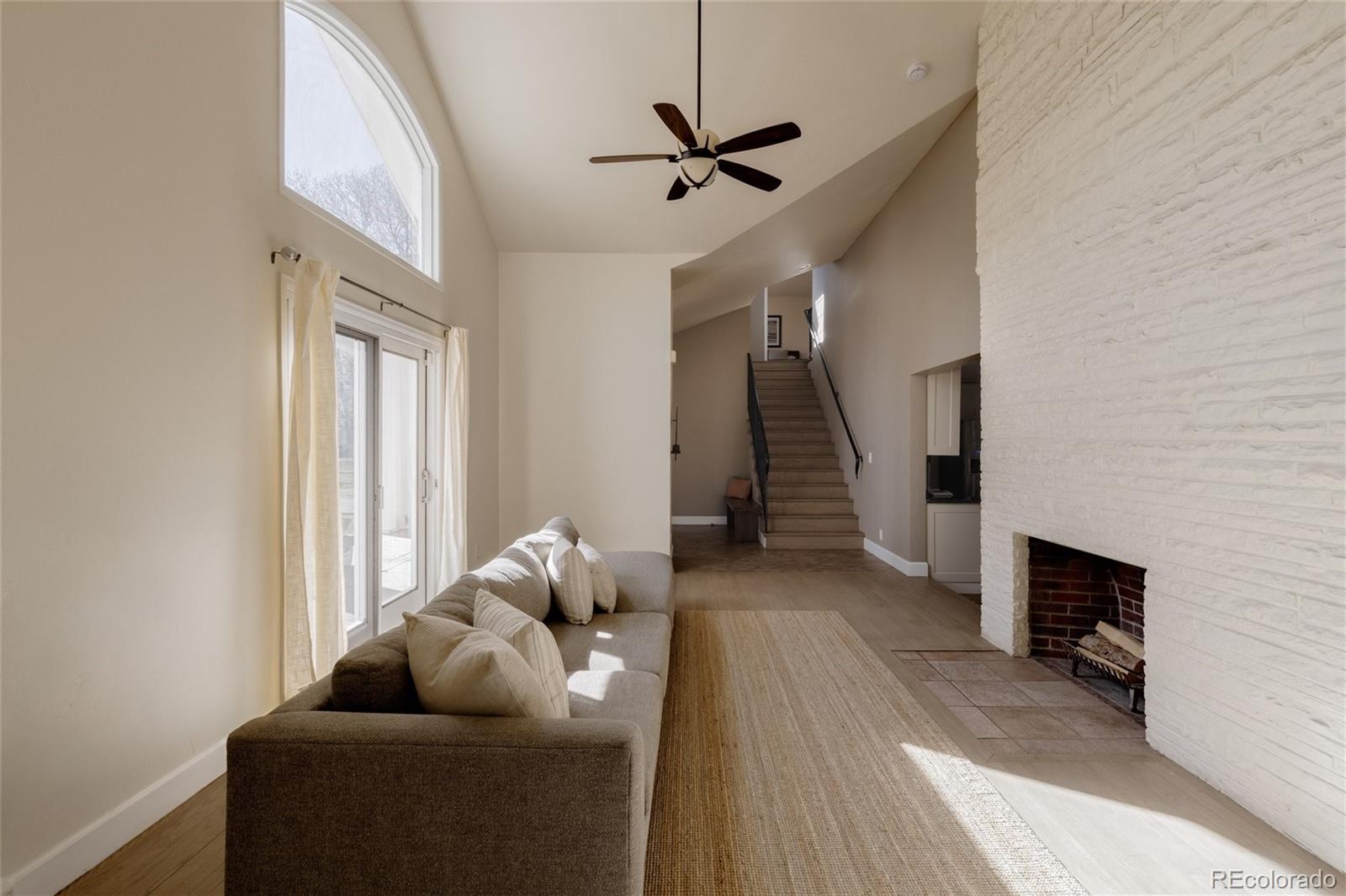 MLS Image #5 for 2525 s jackson street,denver, Colorado