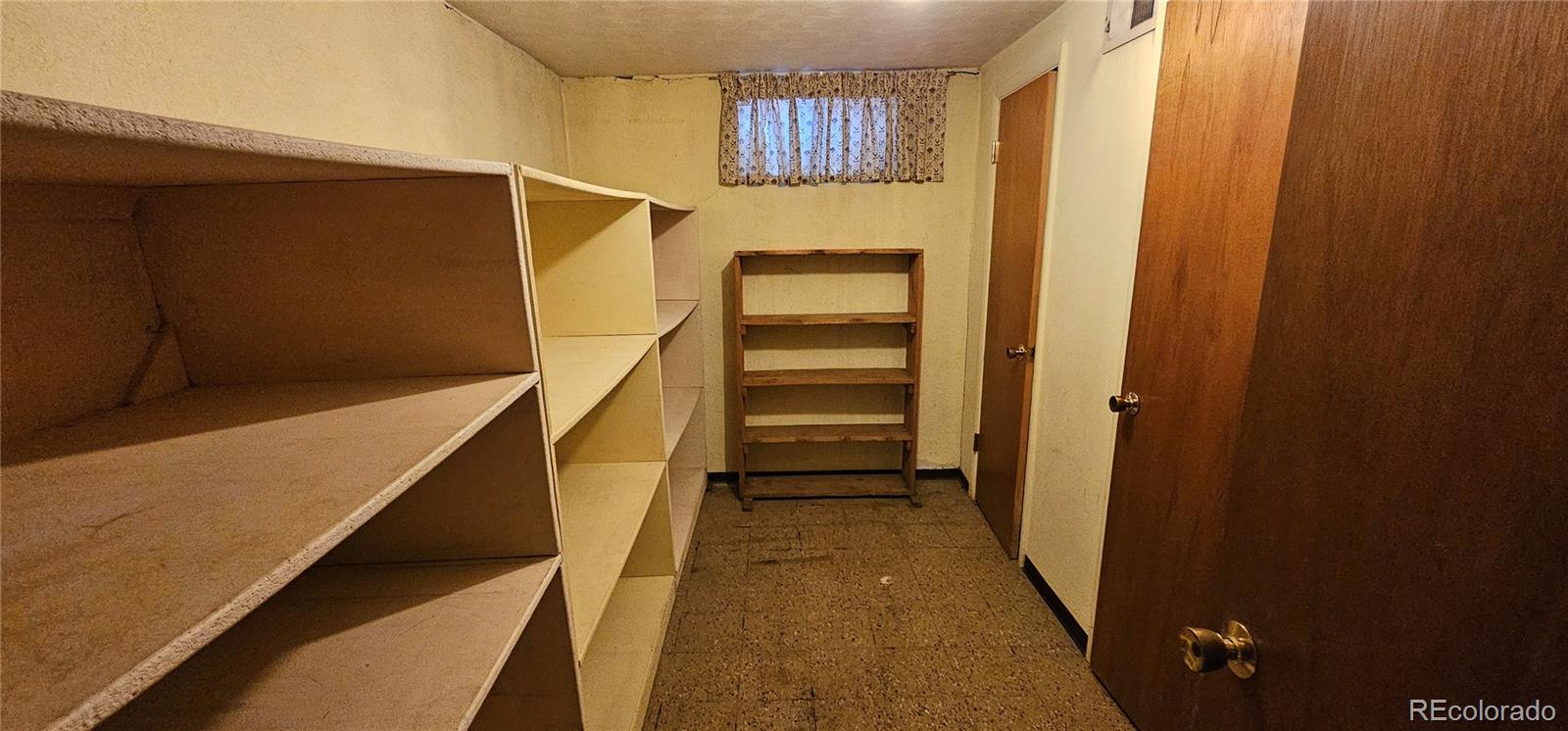 MLS Image #13 for 3326 s ash street,denver, Colorado